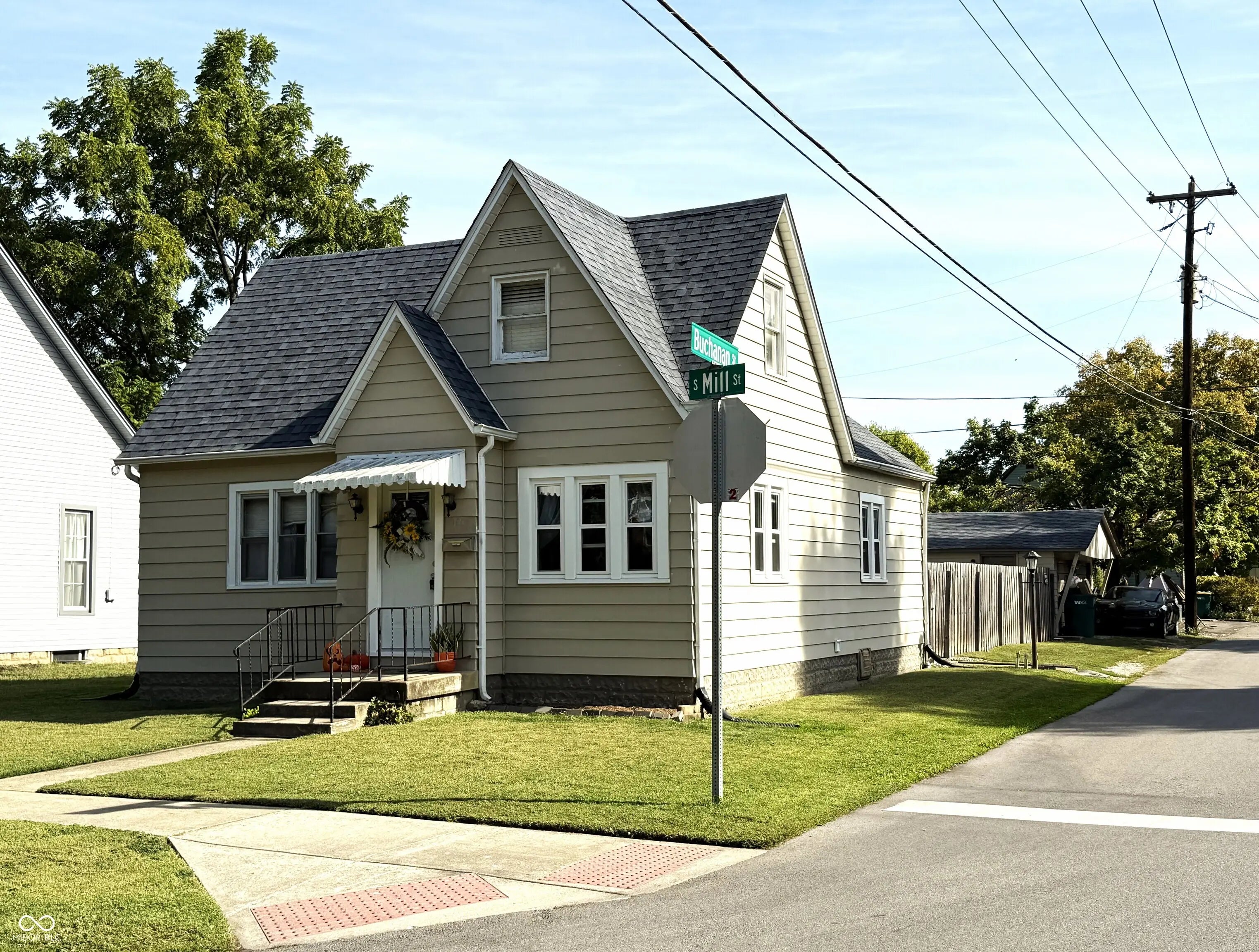 327 S Mill Street, Plainfield