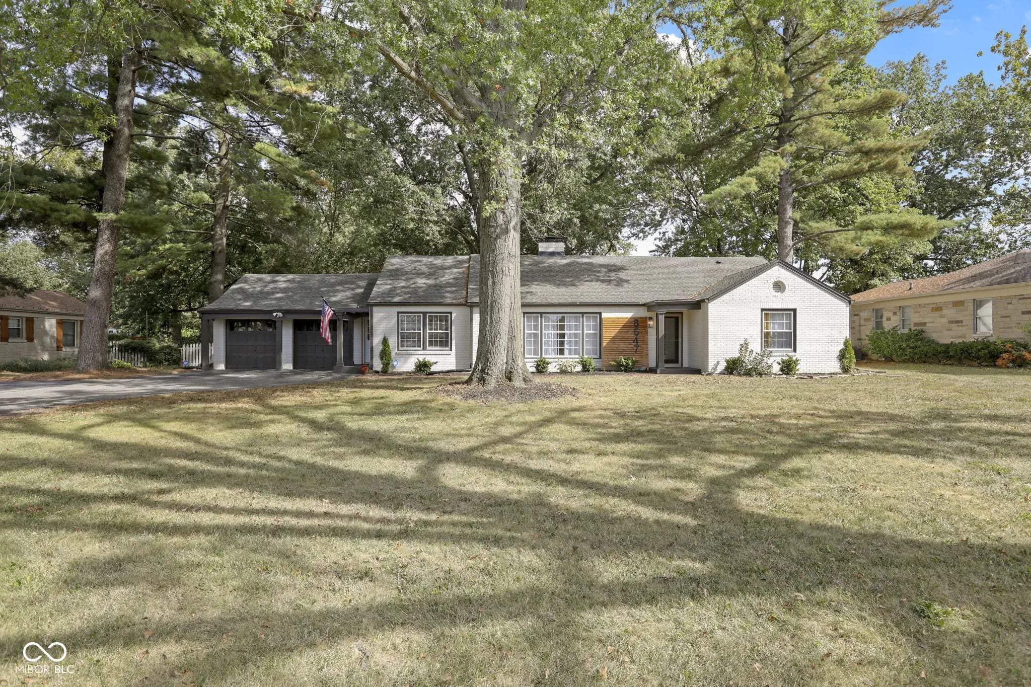 8647 N College Avenue, Indianapolis