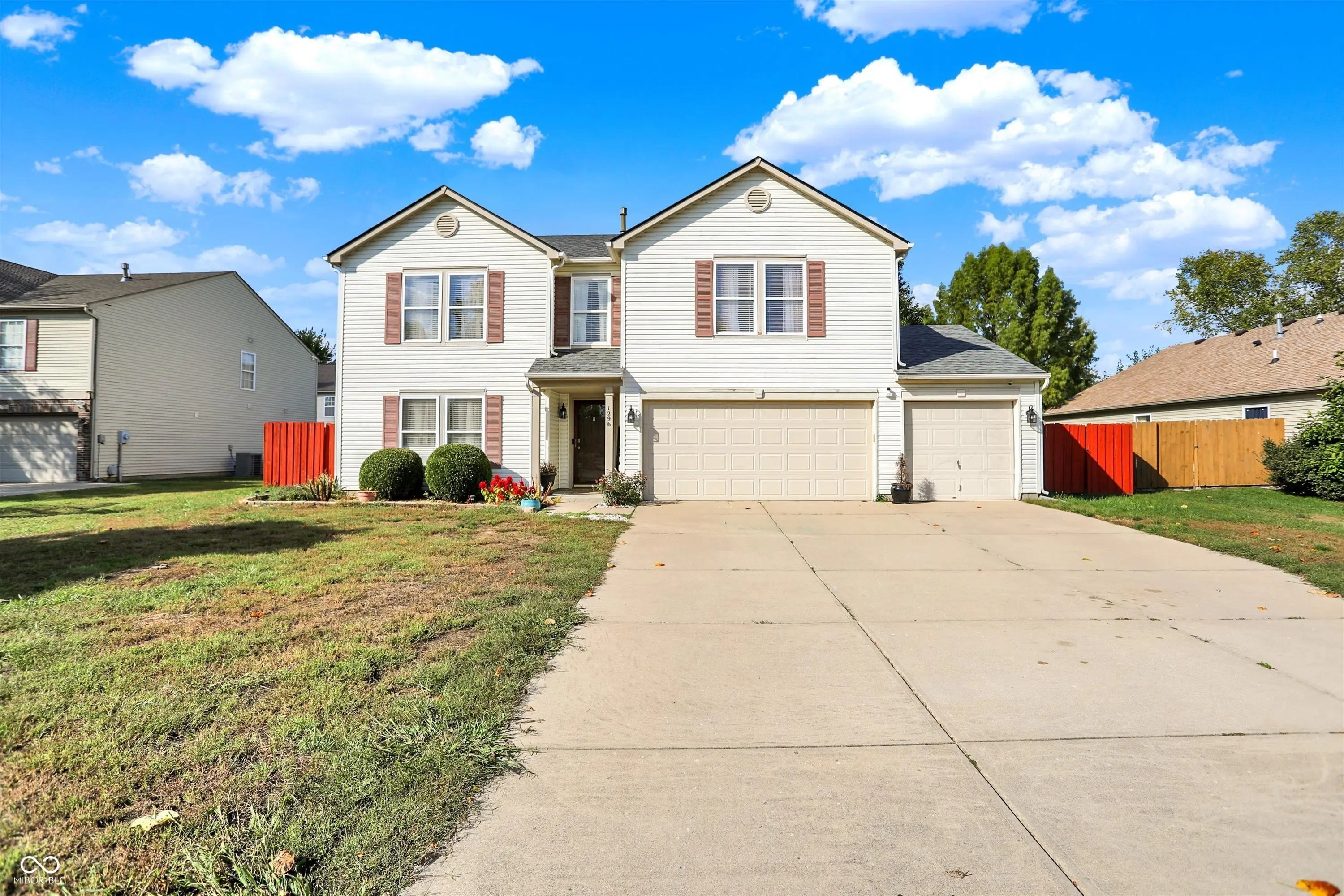 1296 White Birch Lane, Greenfield
