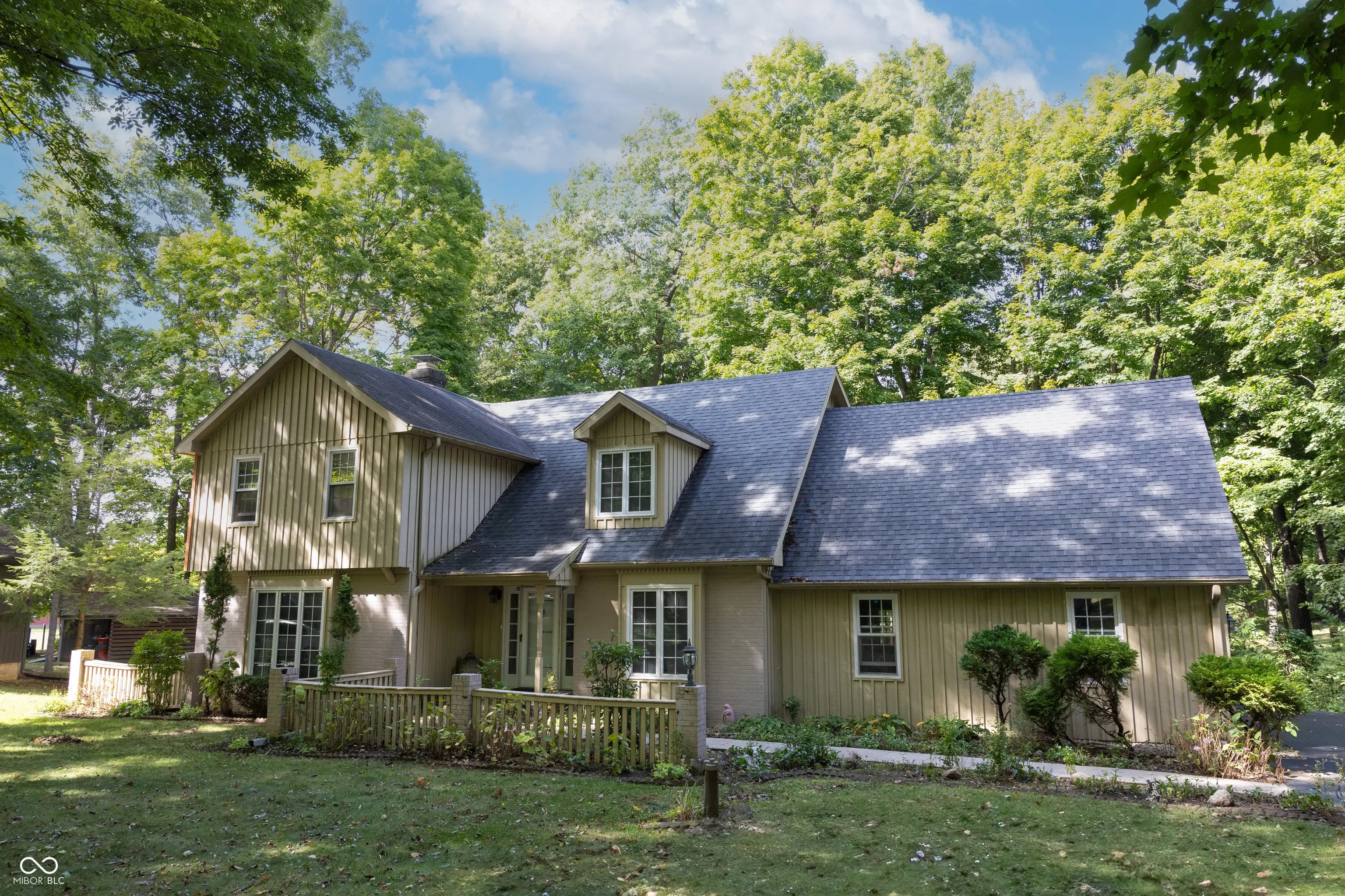 1958 W Twin Oaks Court, Crawfordsville