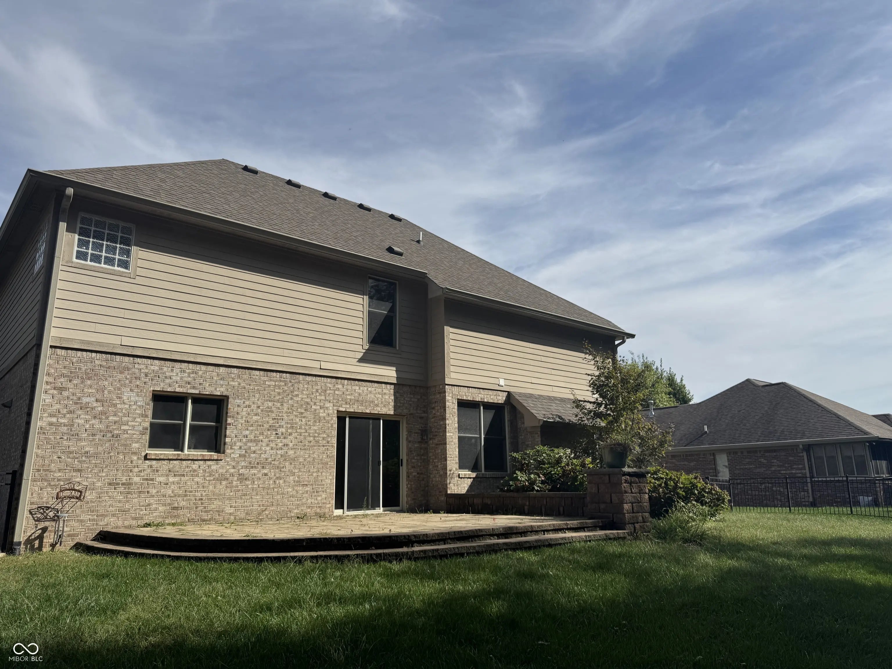 386 White Oak Lane, Greenwood