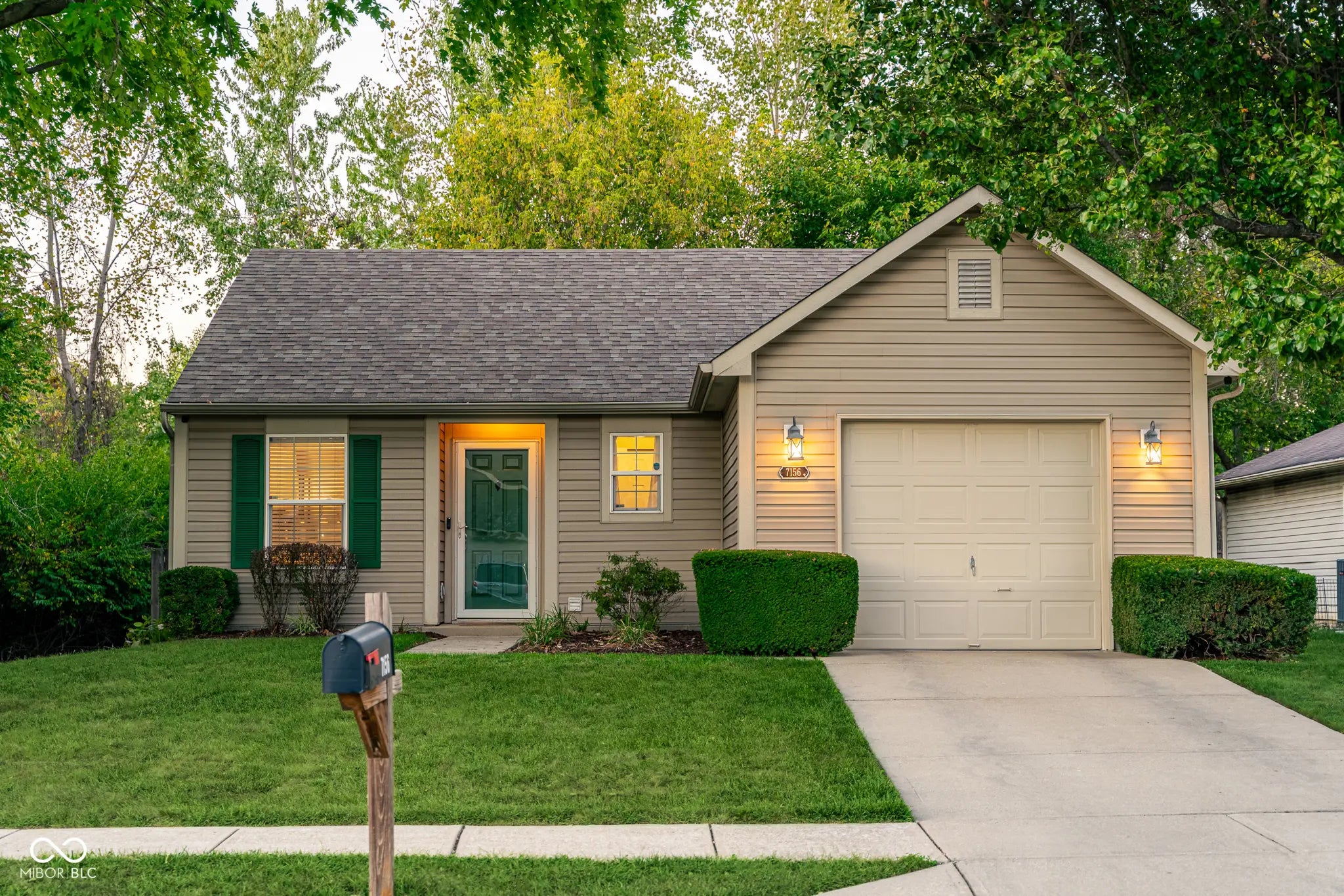 7156 Mars Drive, Indianapolis
