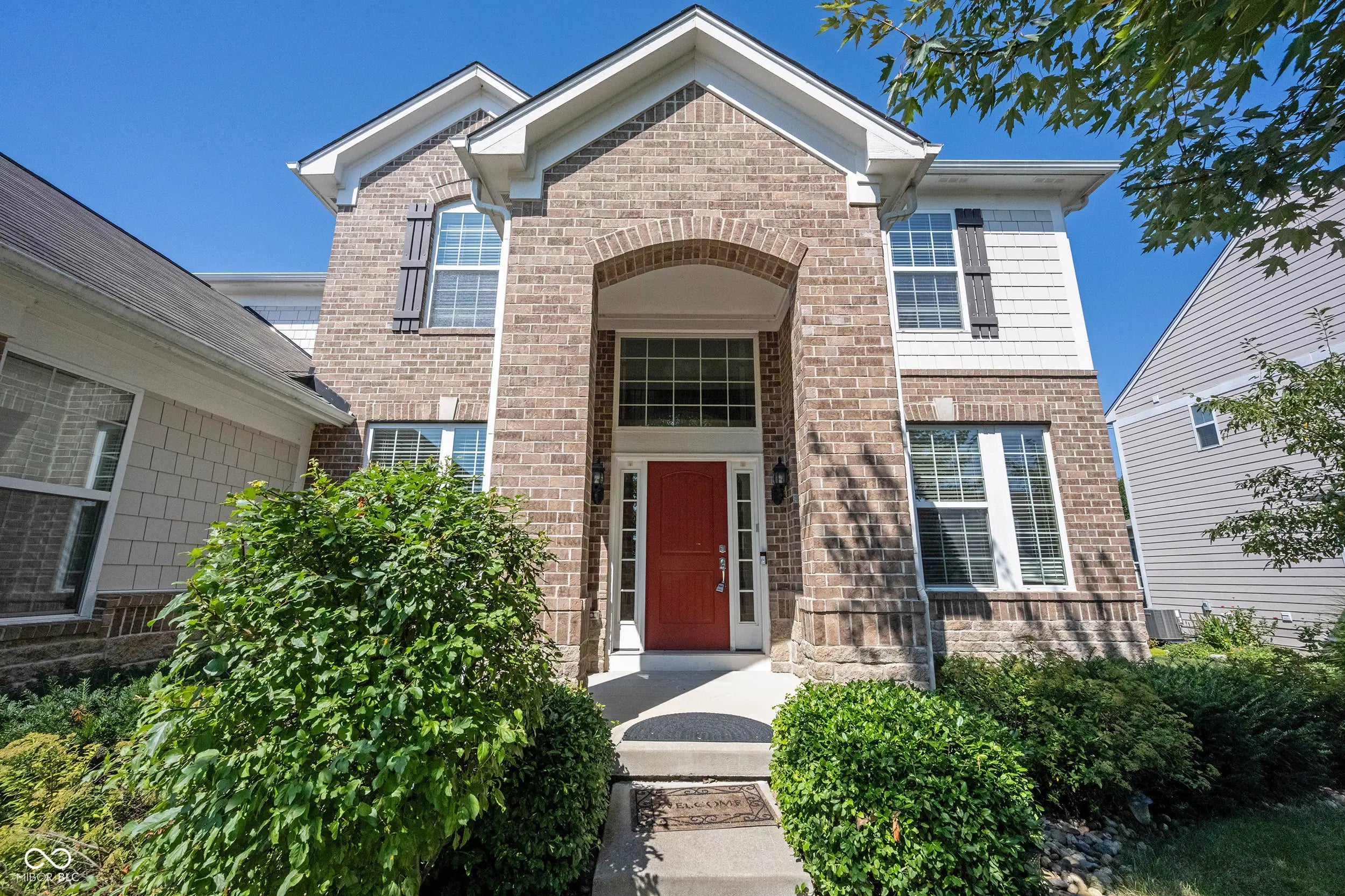 13086 Avon Cross Way, Fishers