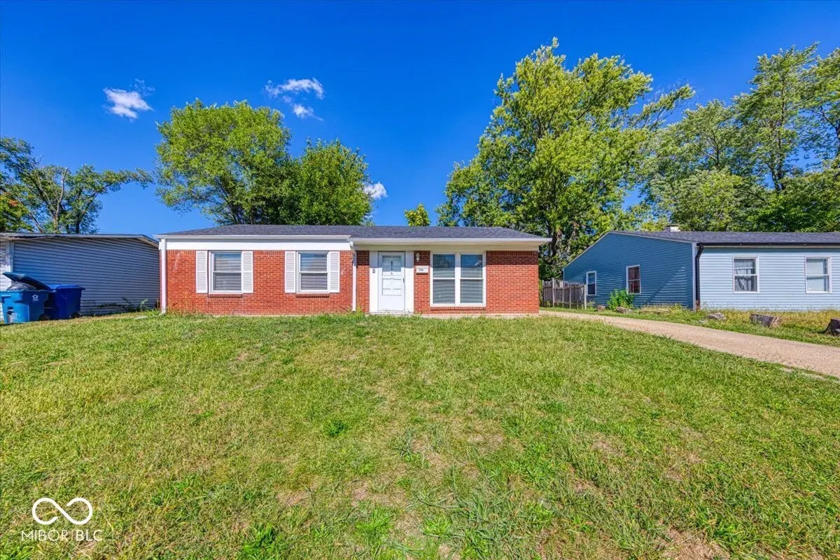 8106 Laughlin Drive, Indianapolis