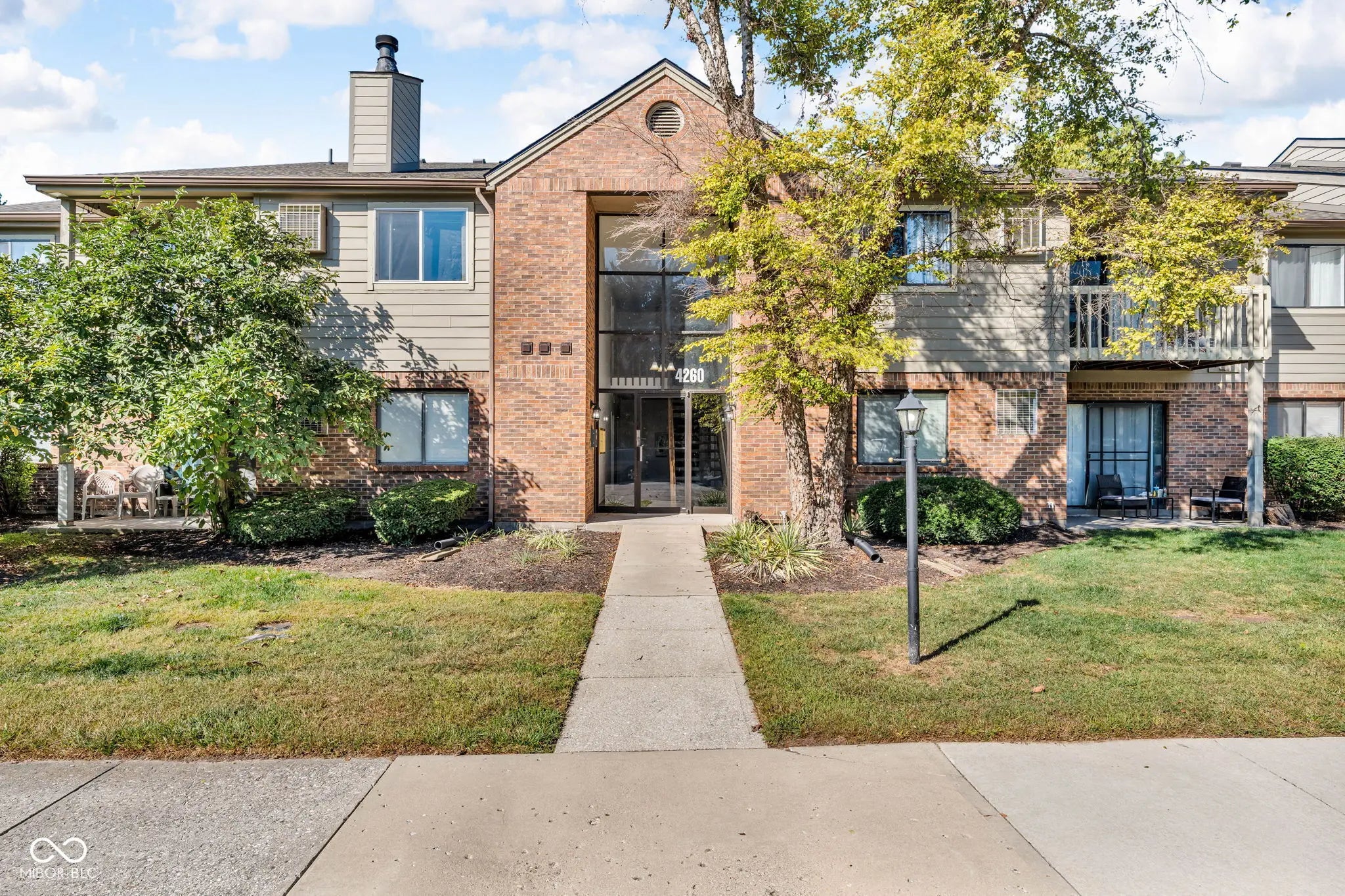 4260 Village Pw E Circle 4, Indianapolis