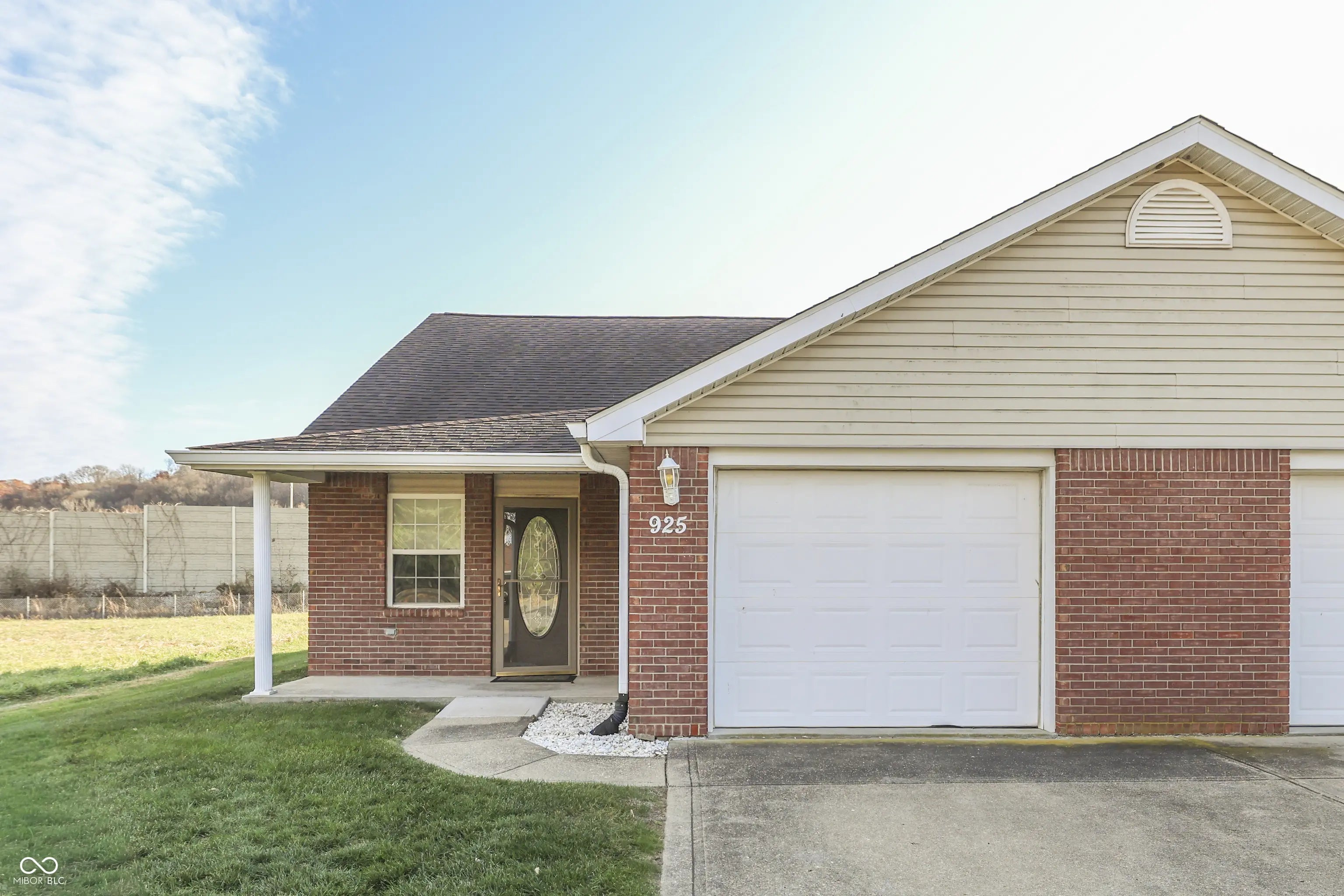 Photo of 925 Plaza Drive Martinsville, IN 46151