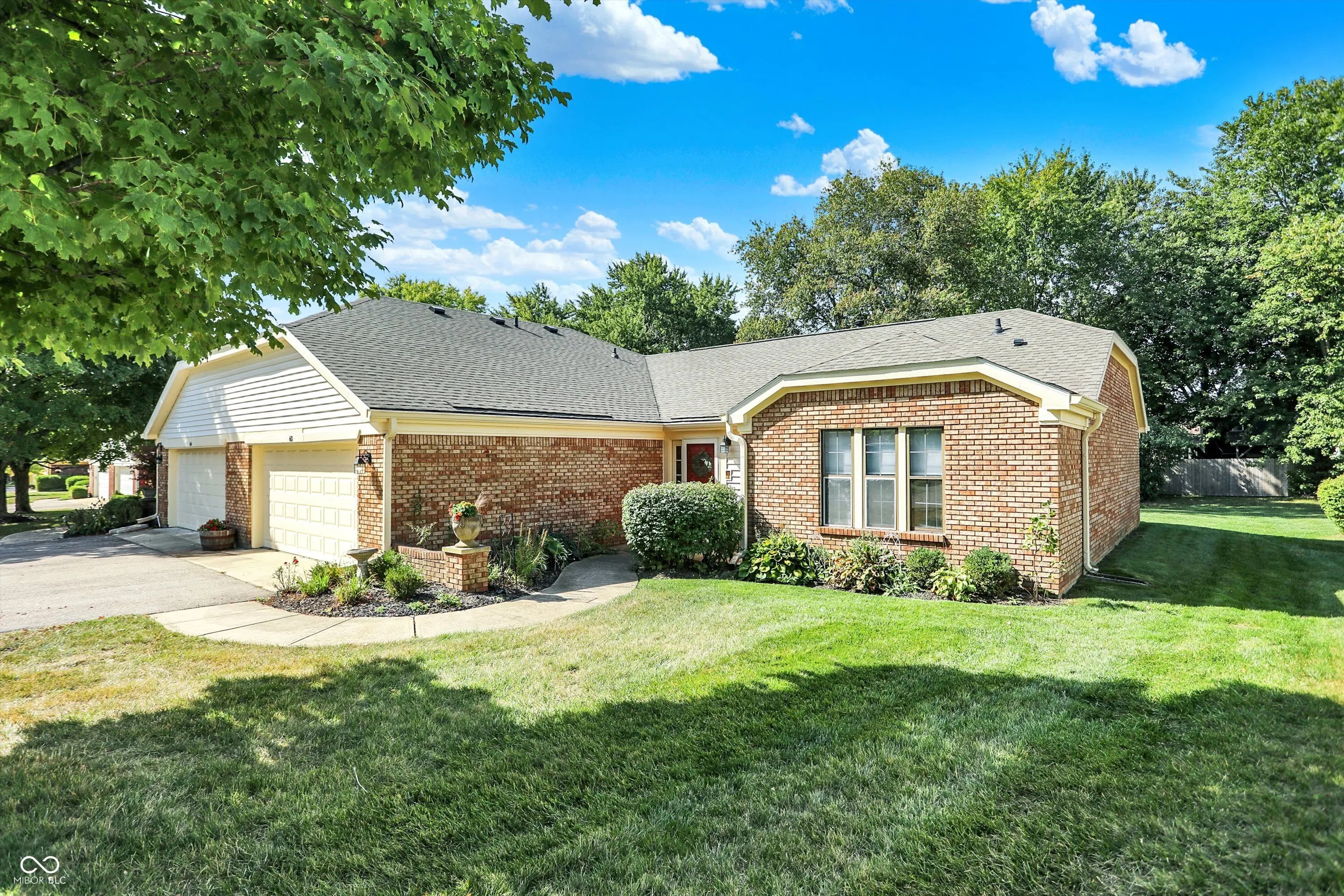 Photo of 60 Dominion Drive Zionsville, IN 46077