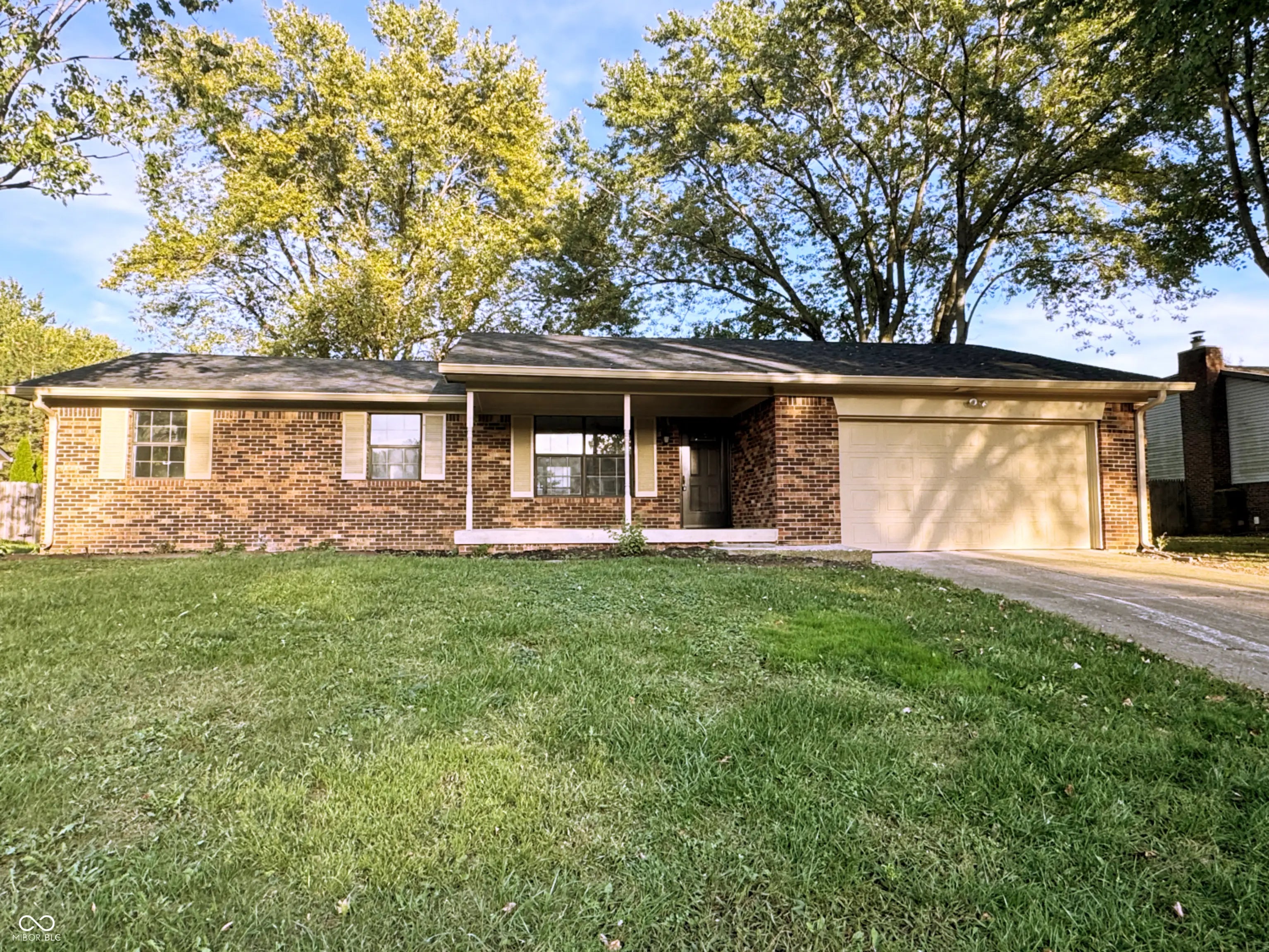 8535 Kenasaw Court, Indianapolis
