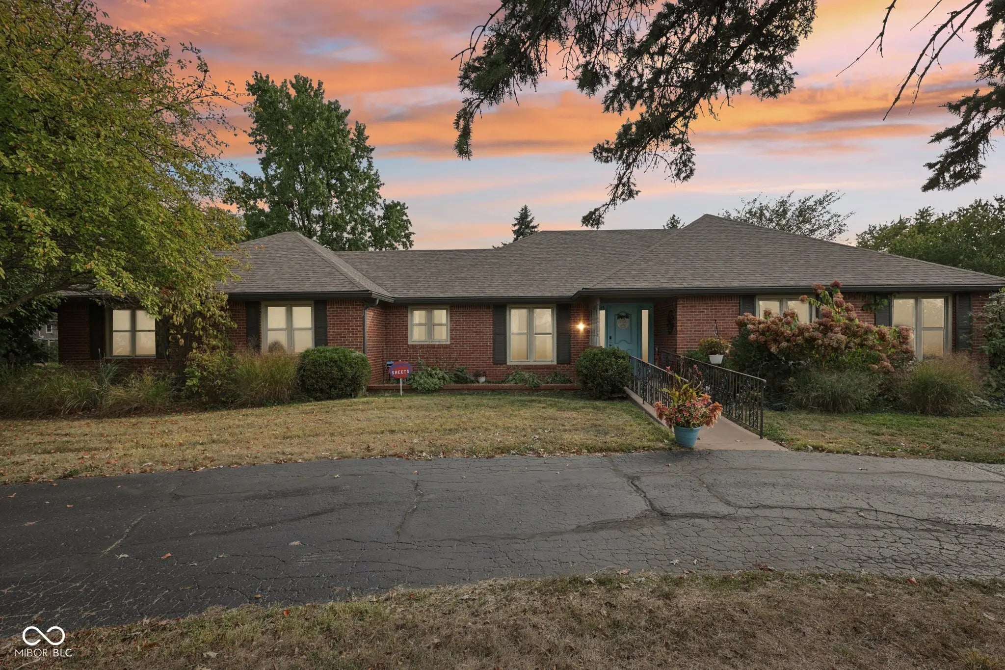 135 Westmoor Drive, Lebanon