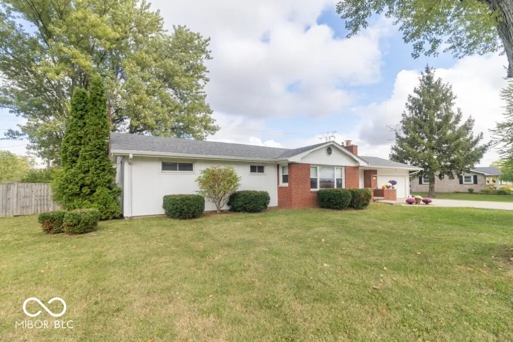 732 E County Road 300 S, New Castle
