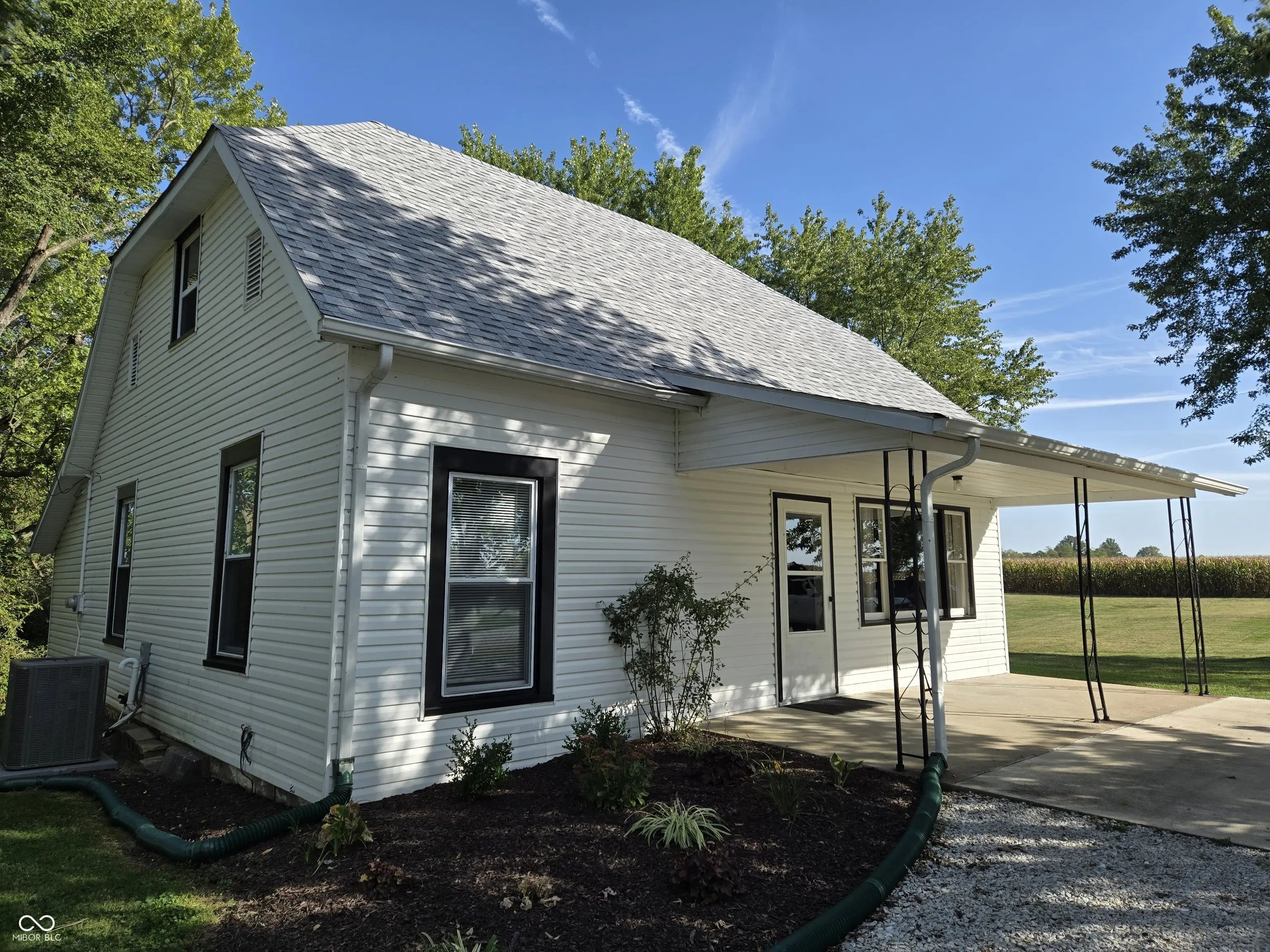 101 W Gosch Road, Shelbyville
