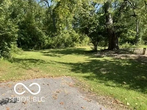 3033 Sapphire Boulevard, Indianapolis