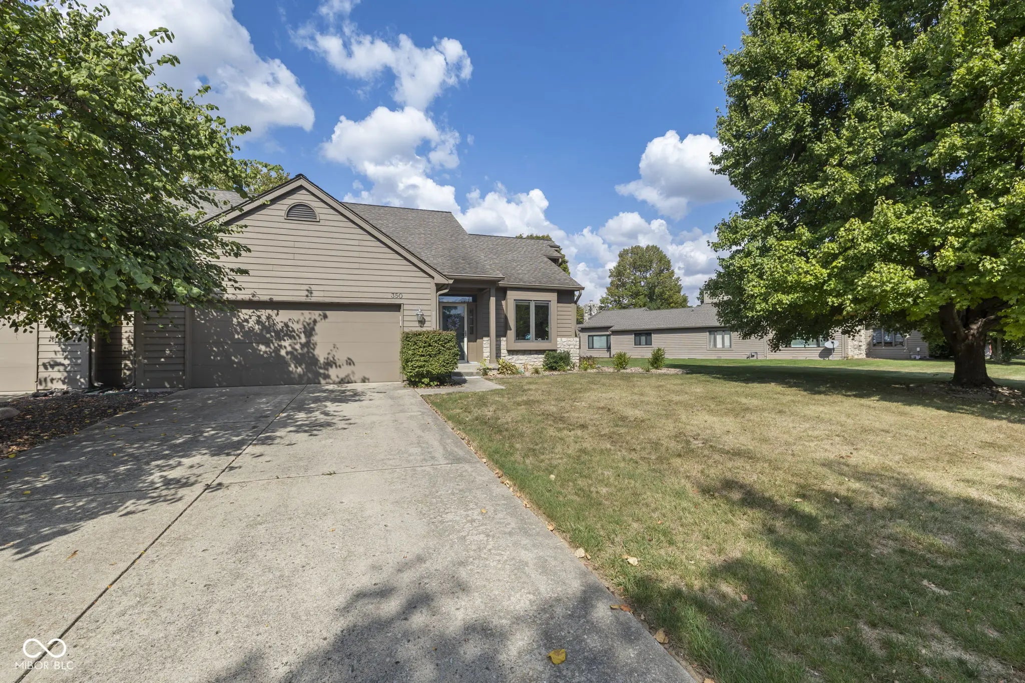 Photo of 350 Sandbrook Drive Noblesville, IN 46062
