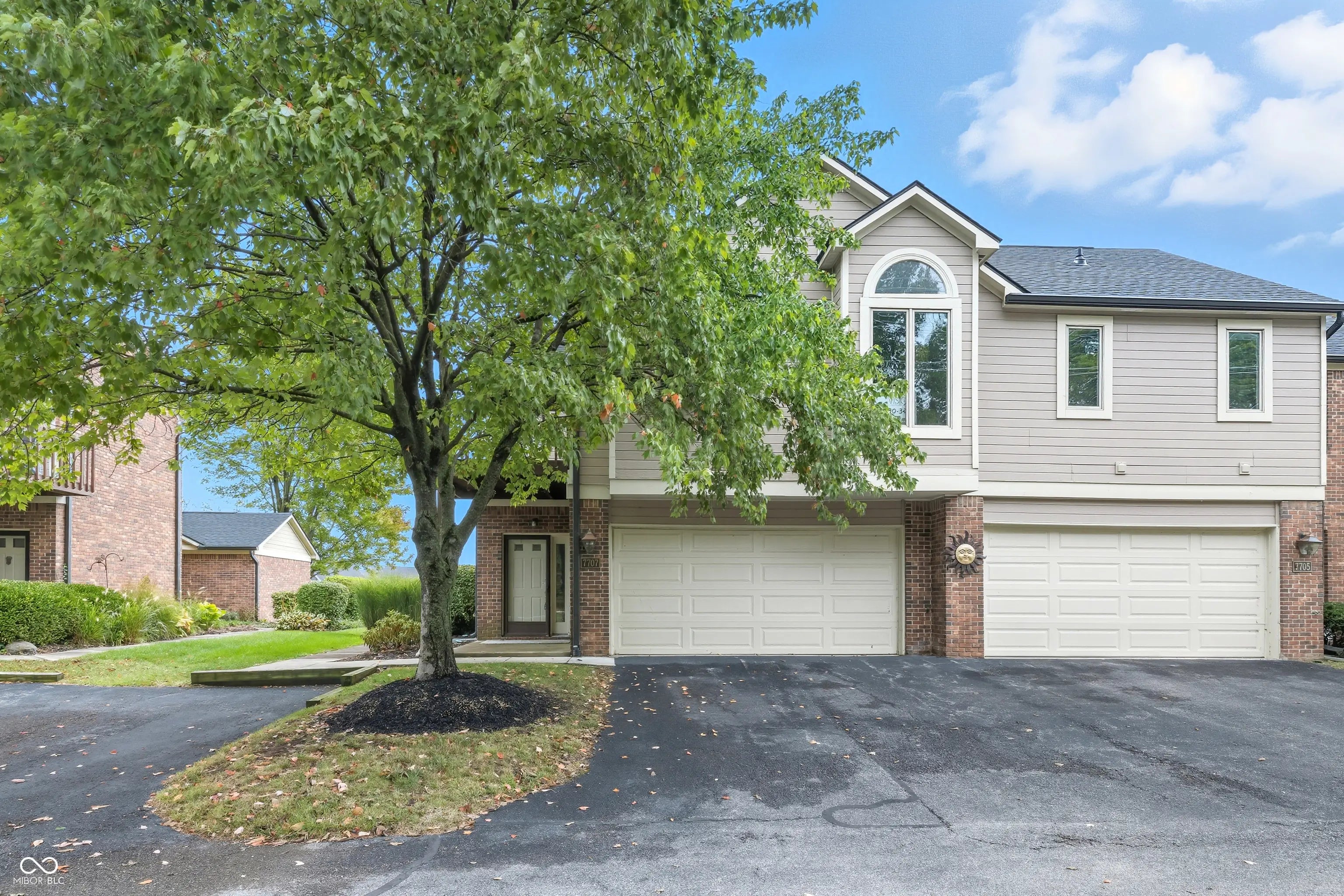 7707 River Road 10, Indianapolis