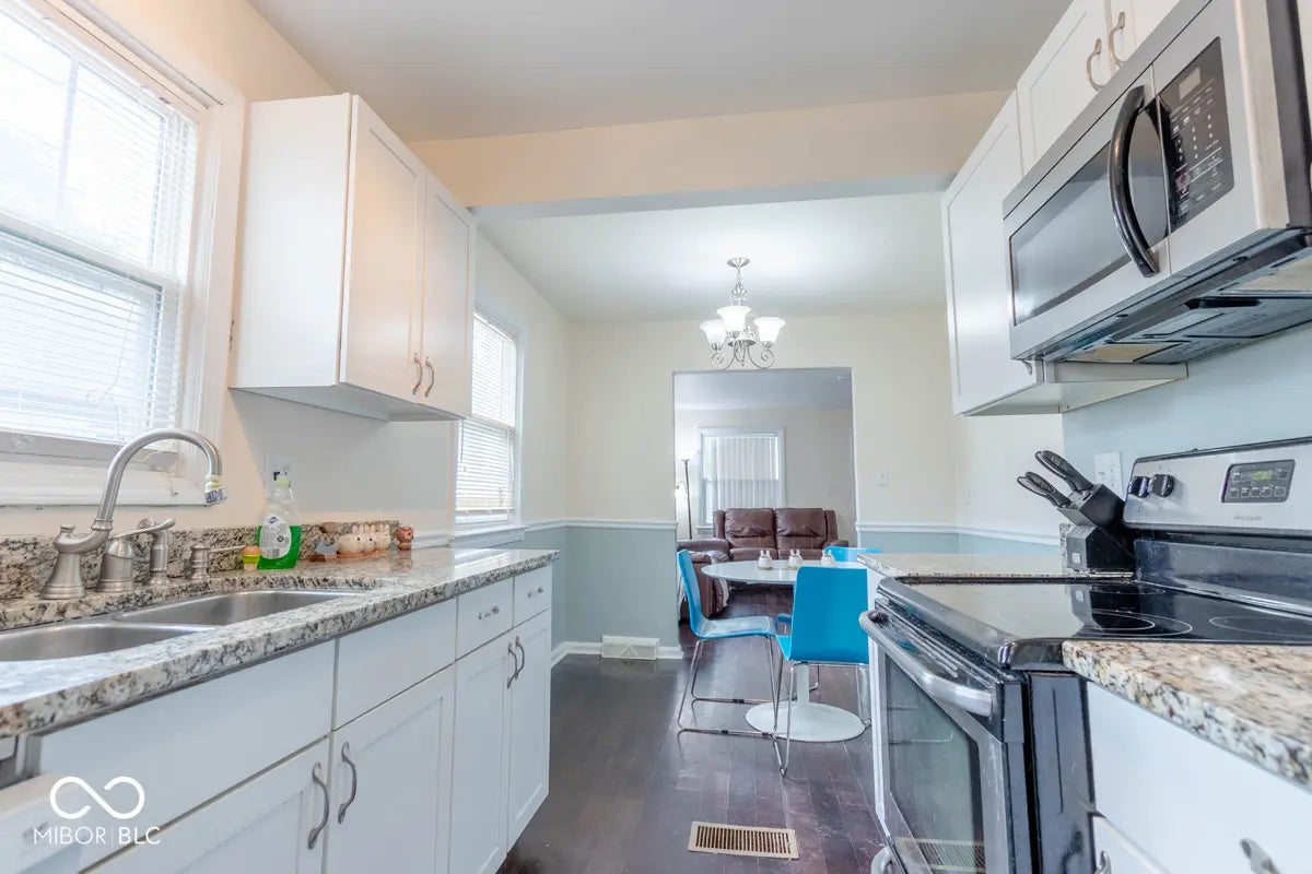 5085 Kingsley Drive MLS 22066643 Bellaire photo 10