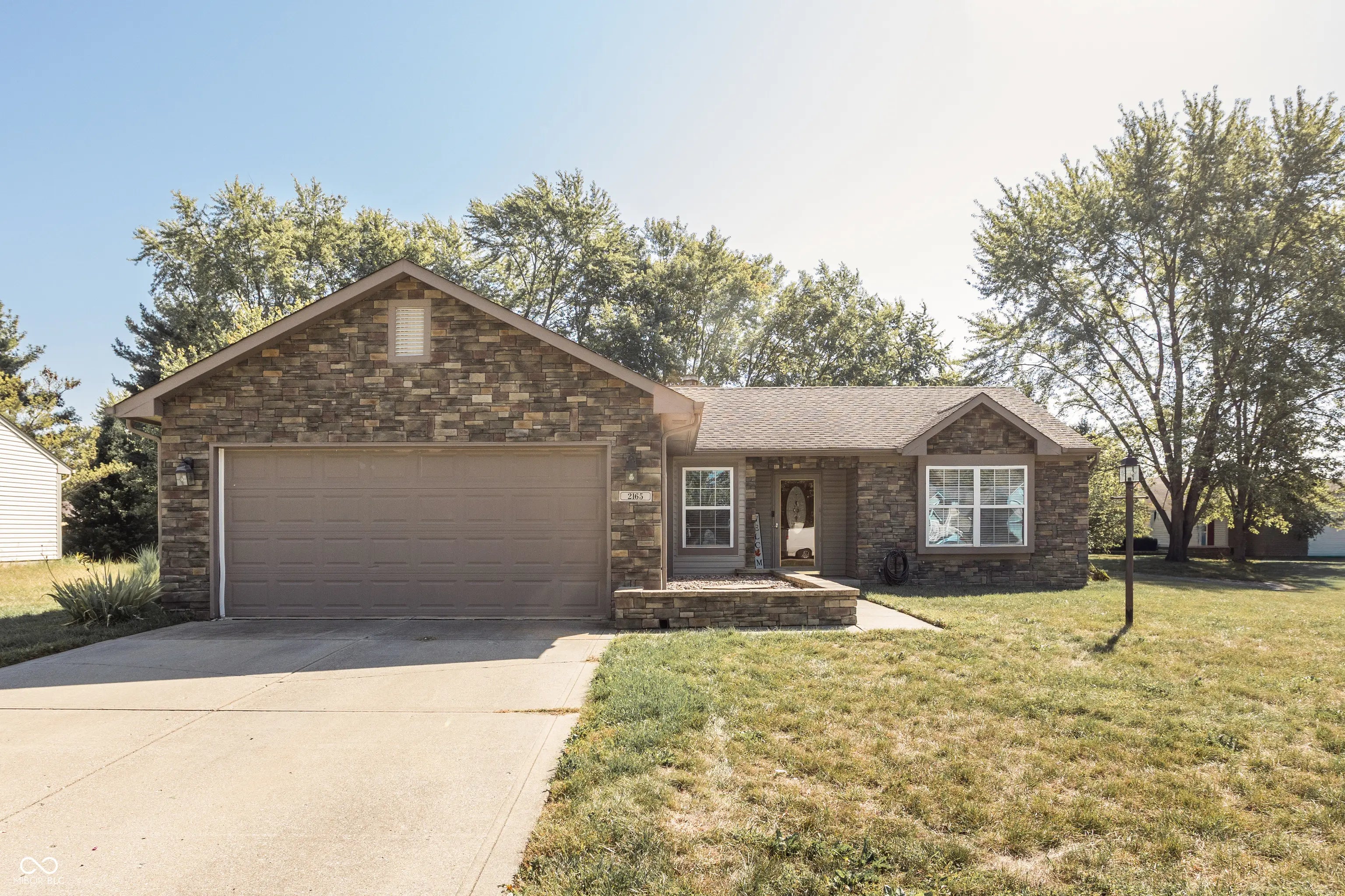 2165 Crossford Way, Indianapolis