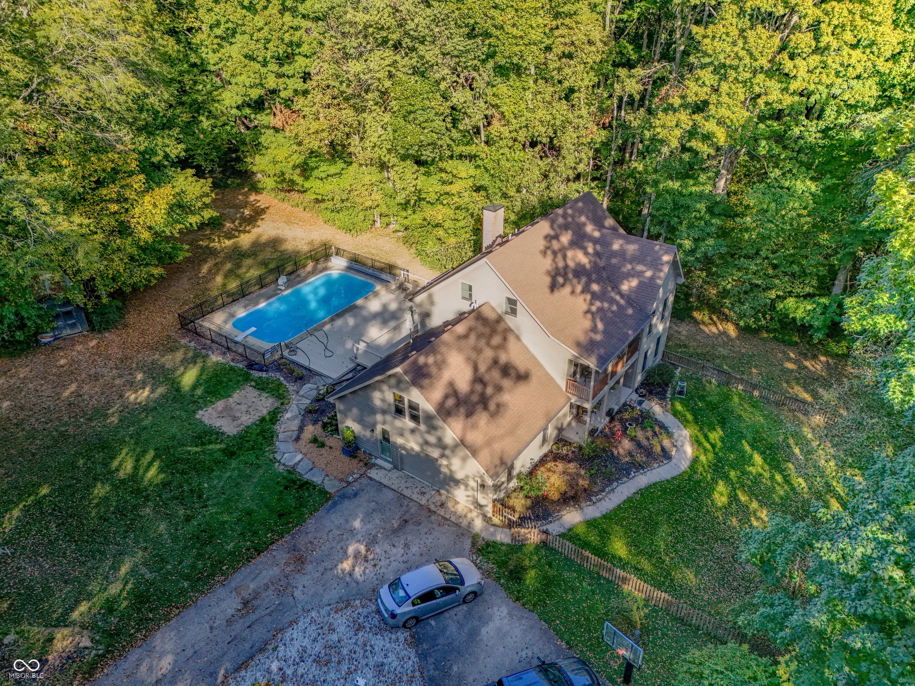 5681 Springhollow Court, Avon