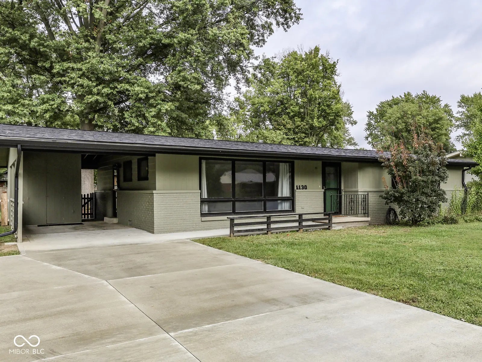 1130 E Adams Drive, Franklin