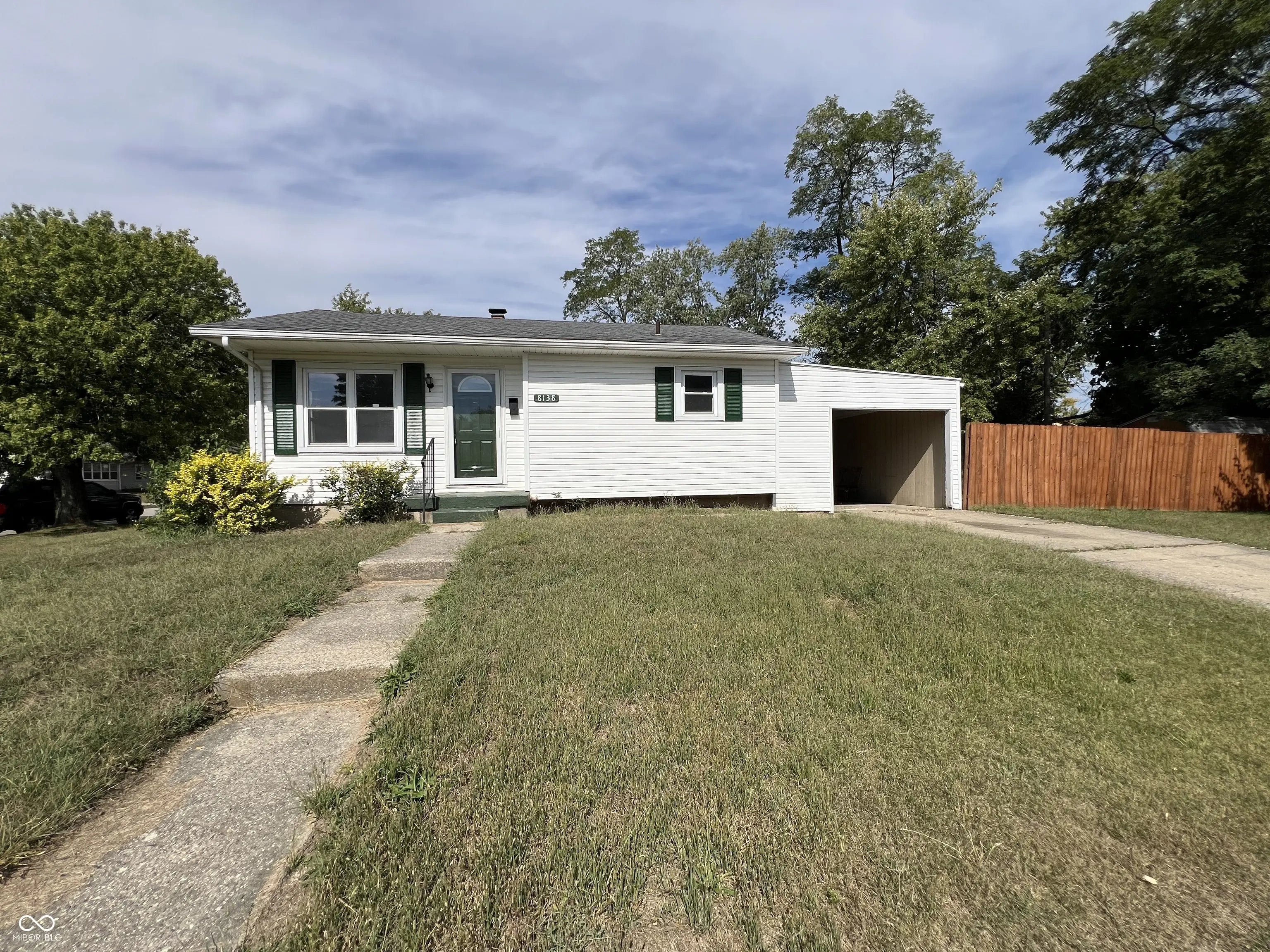 Photo of 8138 E 34th Place Indianapolis, IN 46226