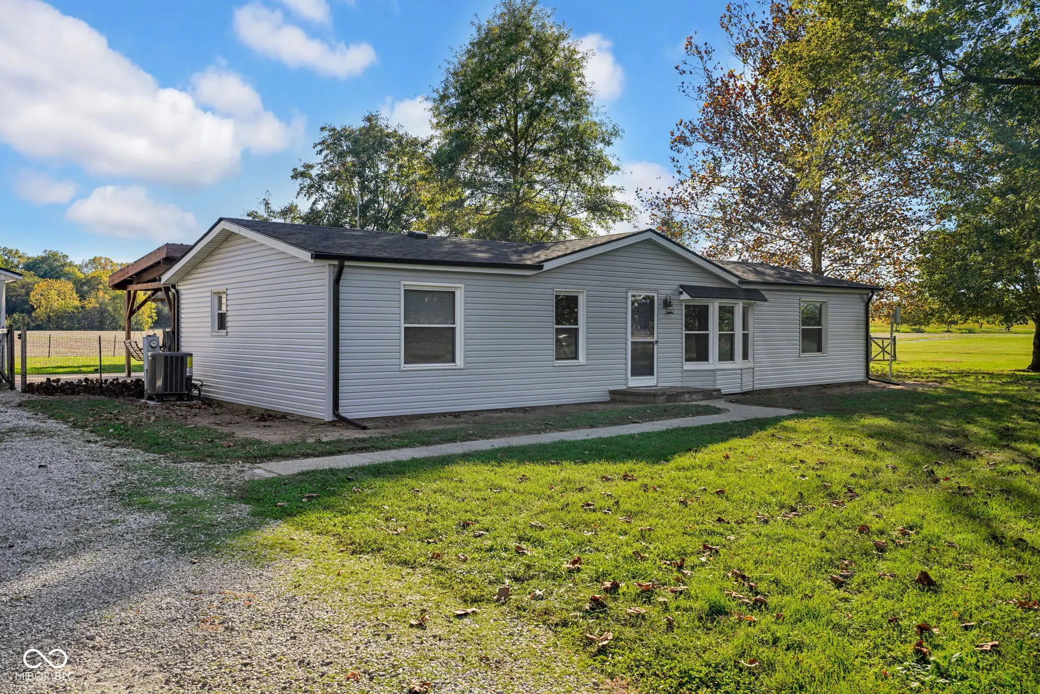 1001 E 450 S, Columbus