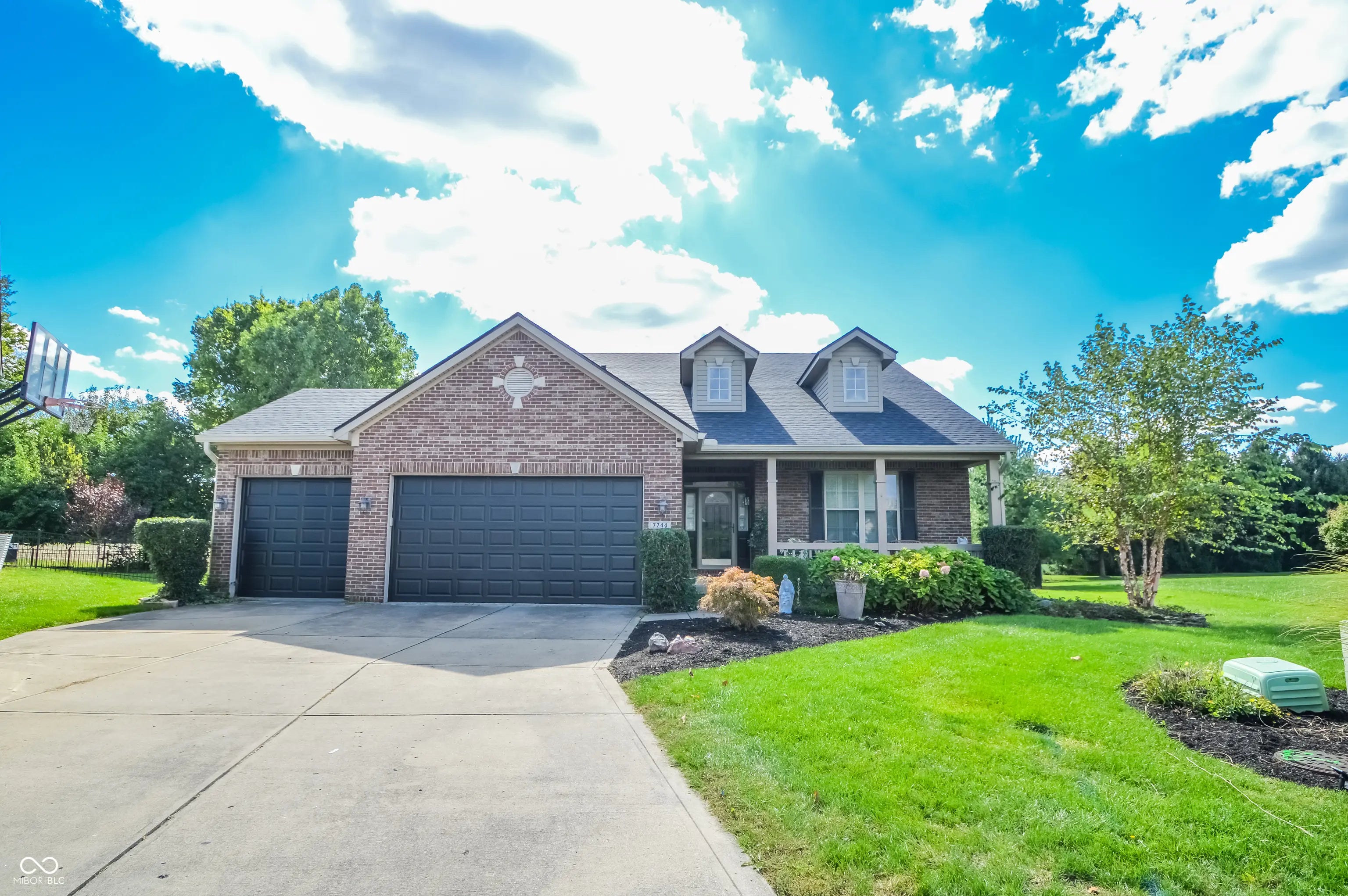 7744 Highridge Circle, Indianapolis