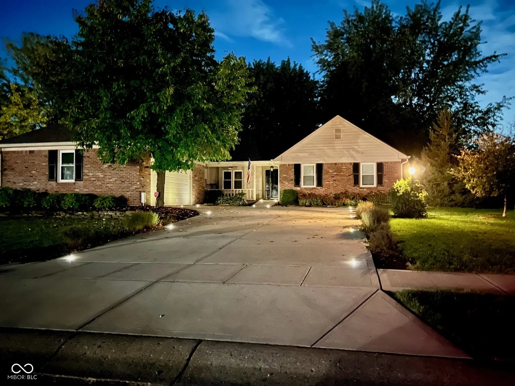 Photo of 8125 Castle Cove Road Indianapolis, IN 46256
