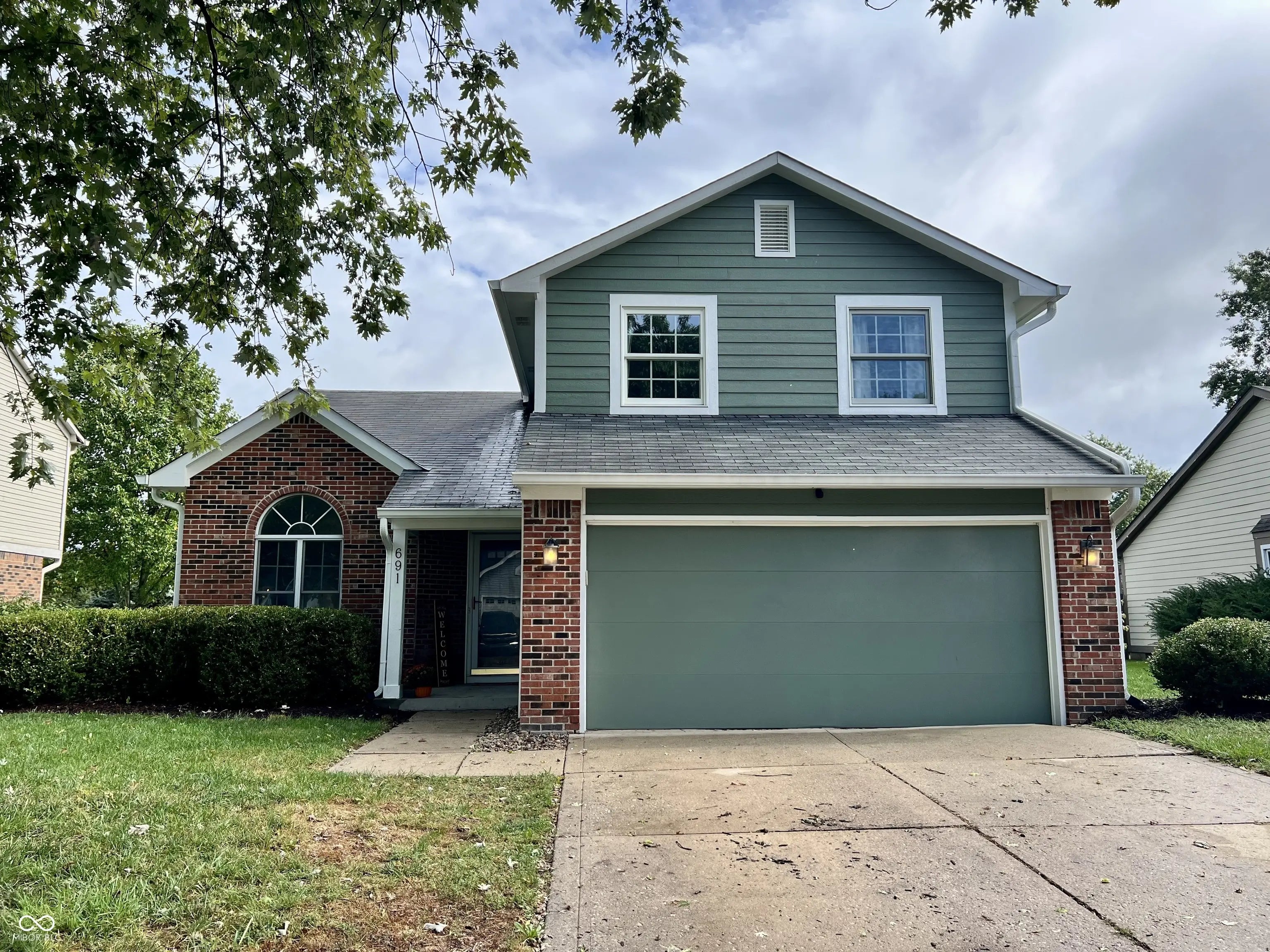 691 Hunting Creek Drive, Greenwood
