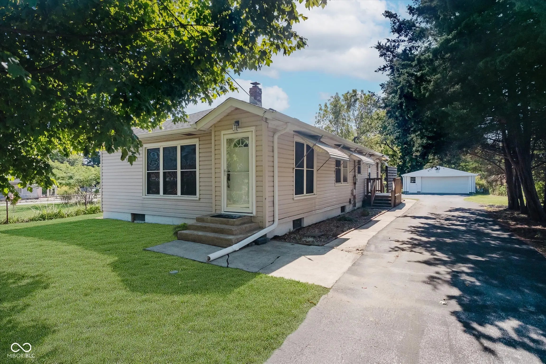 3731 Kentucky Avenue, Indianapolis