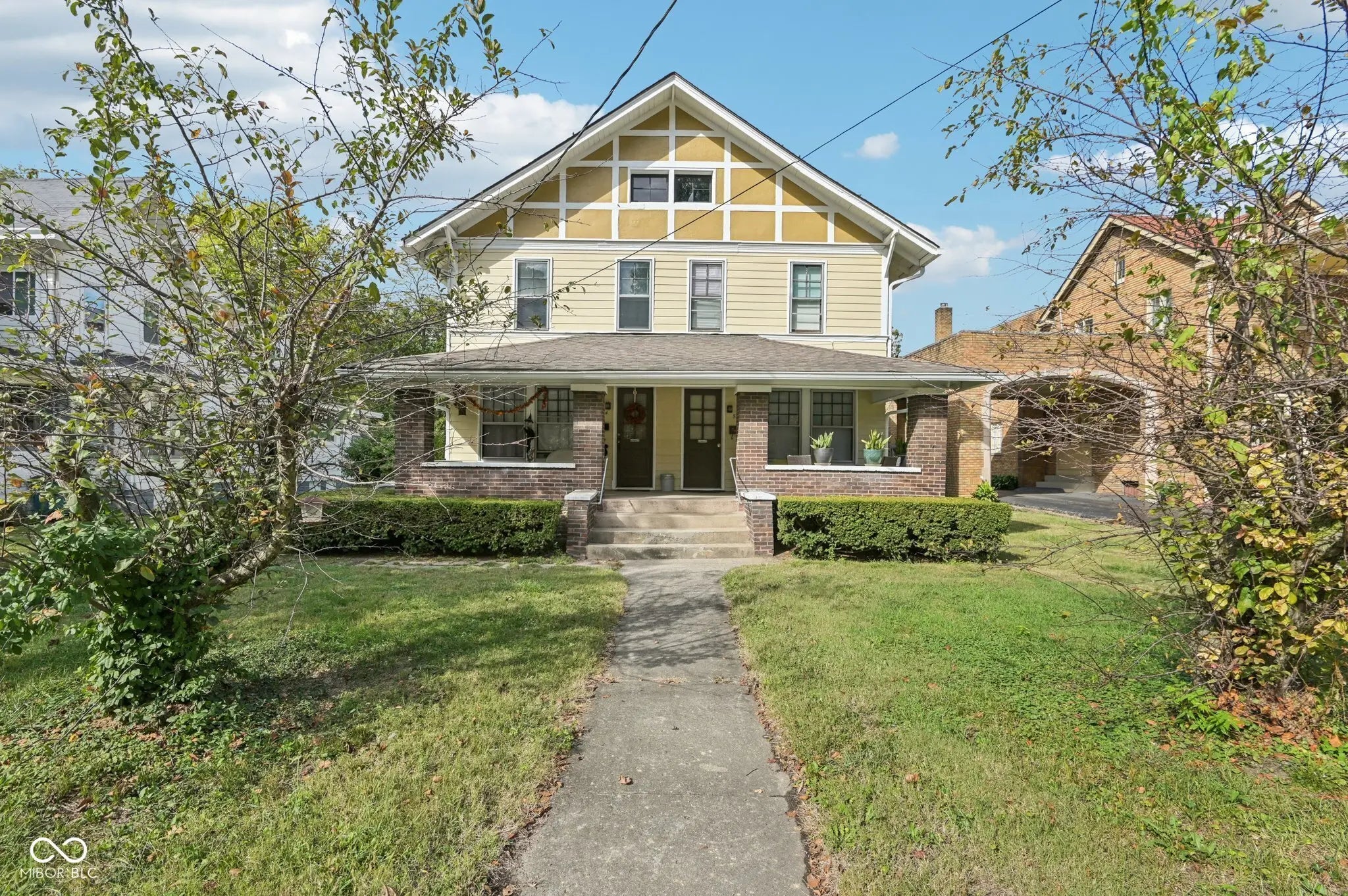 5334 E Washington Street, Indianapolis