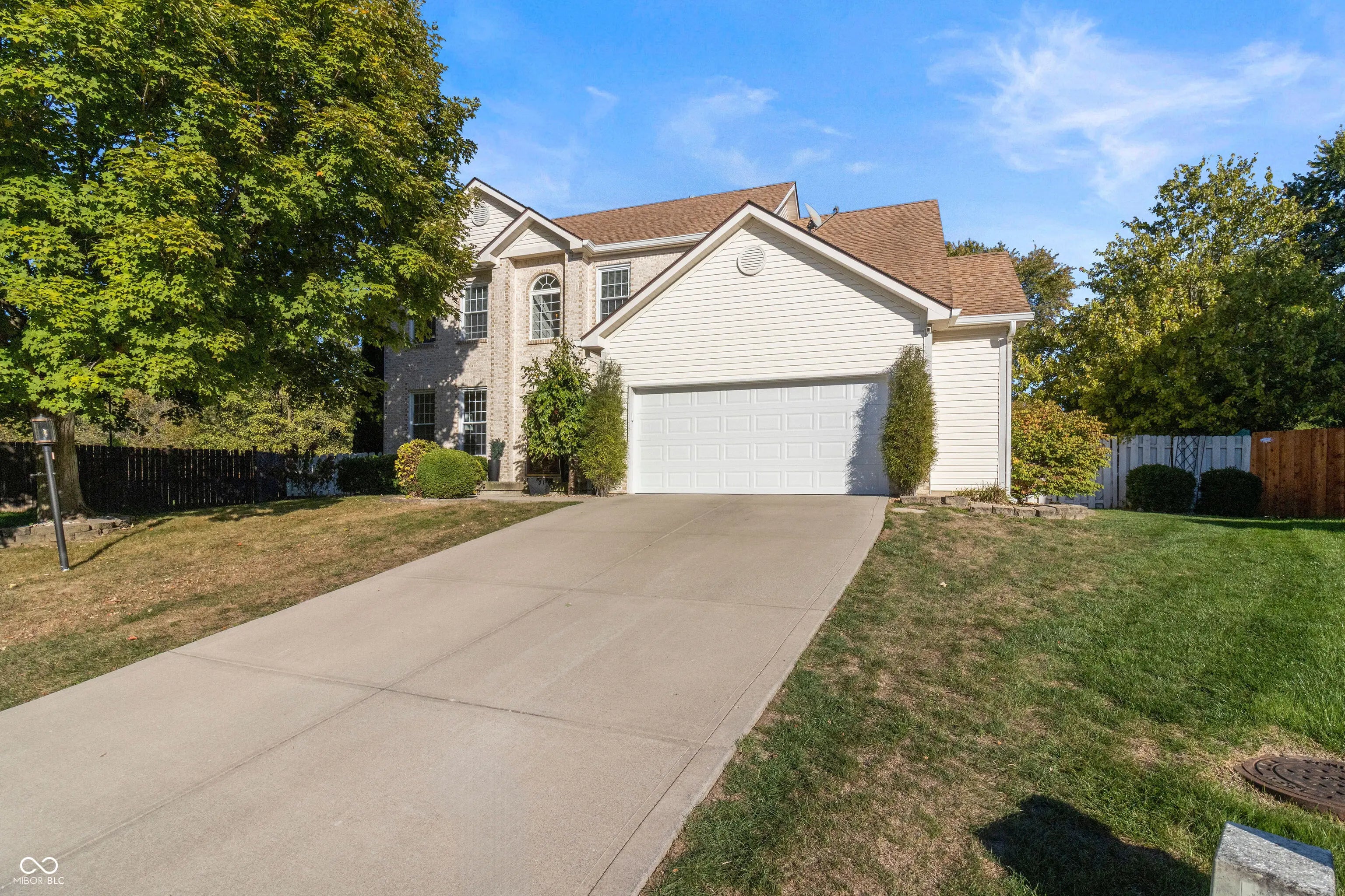 Photo of 10514 Hawks Ridge Court Fishers, IN 46037