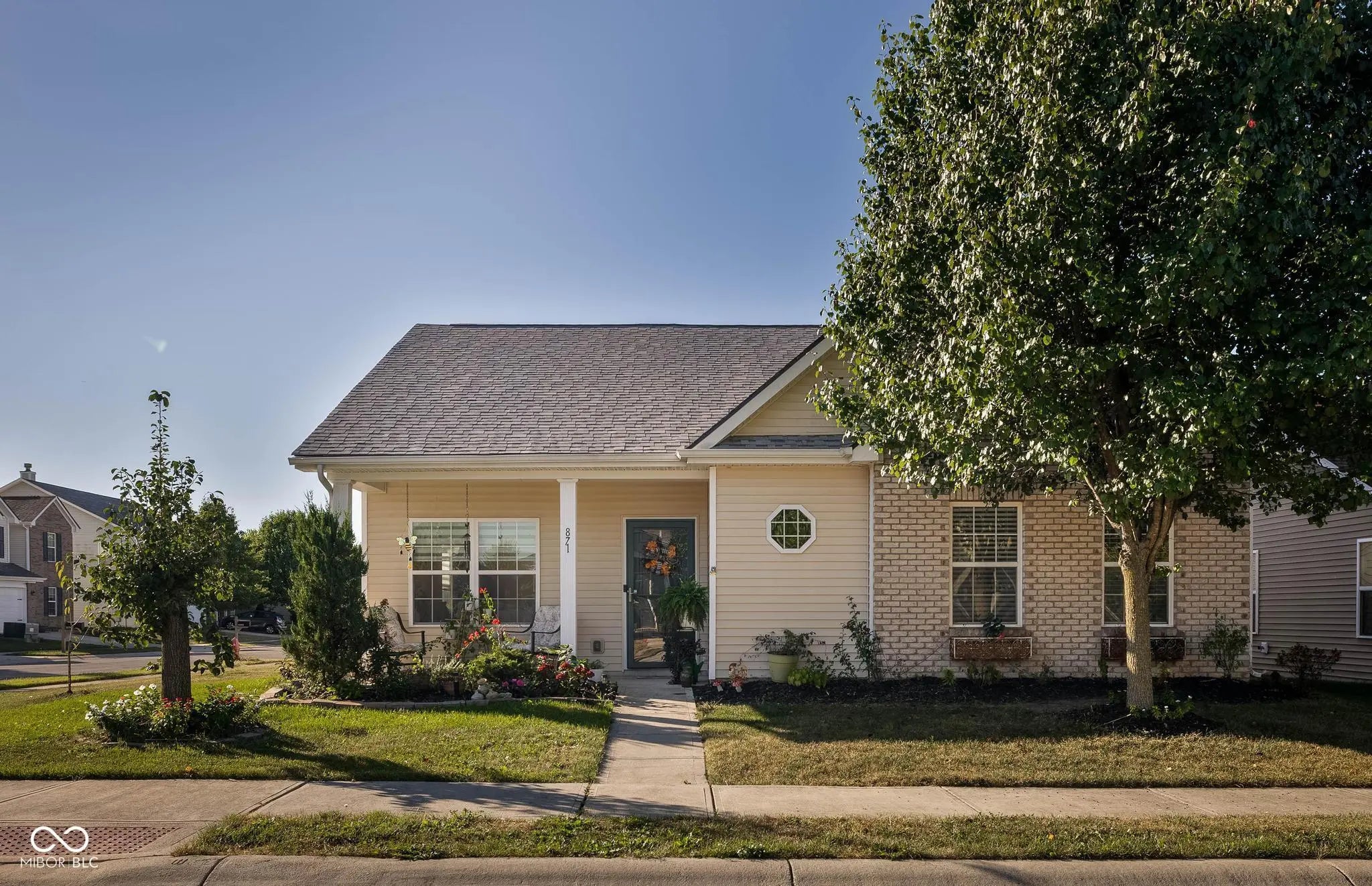 871 Maidstone Avenue, Westfield