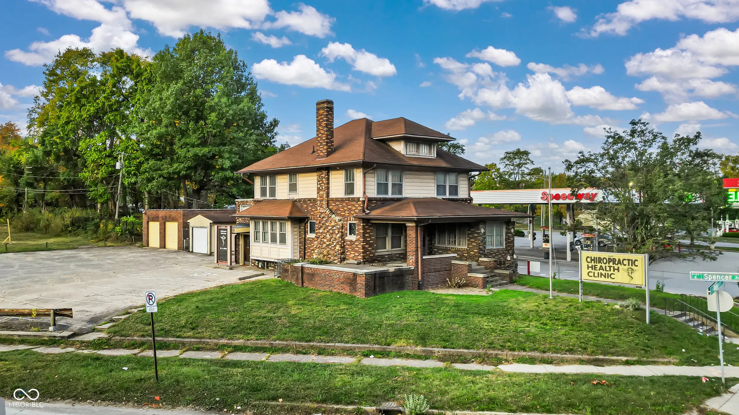 5117 E Washington Street, Indianapolis