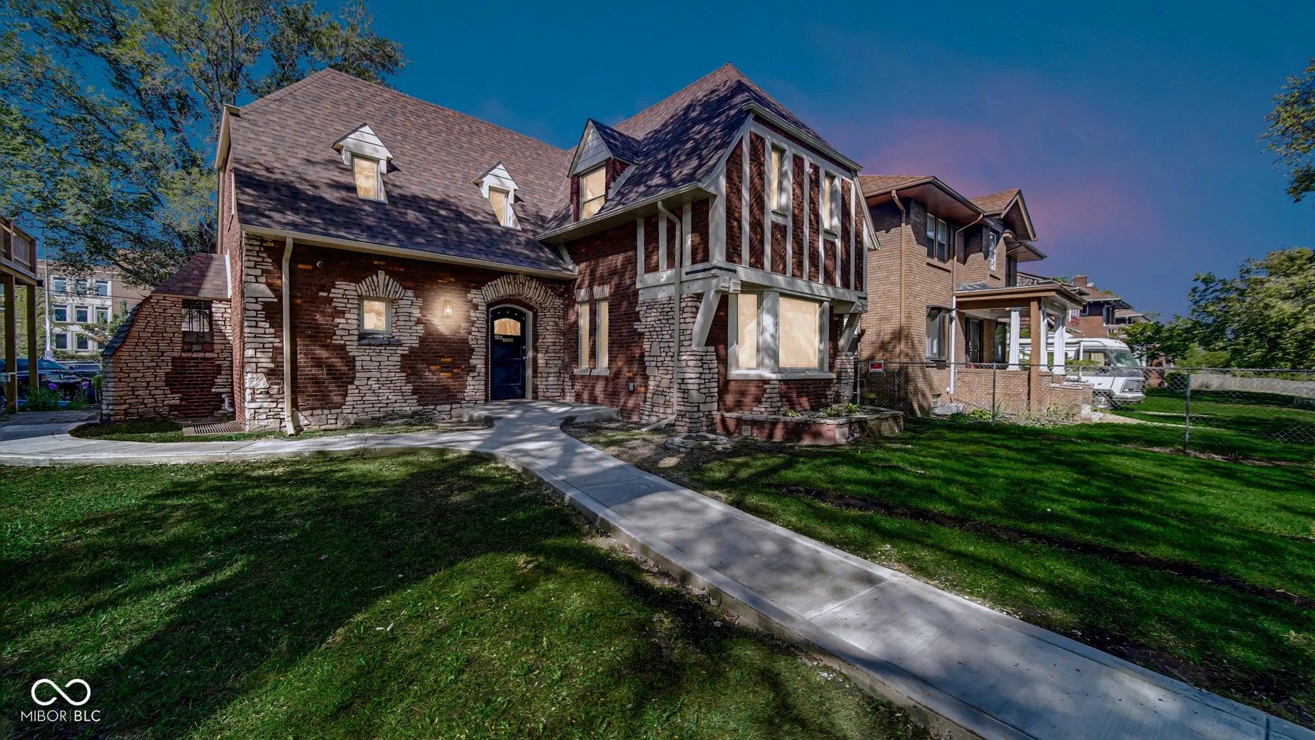 Photo of 588 Johnson Street Gary, IN 46402