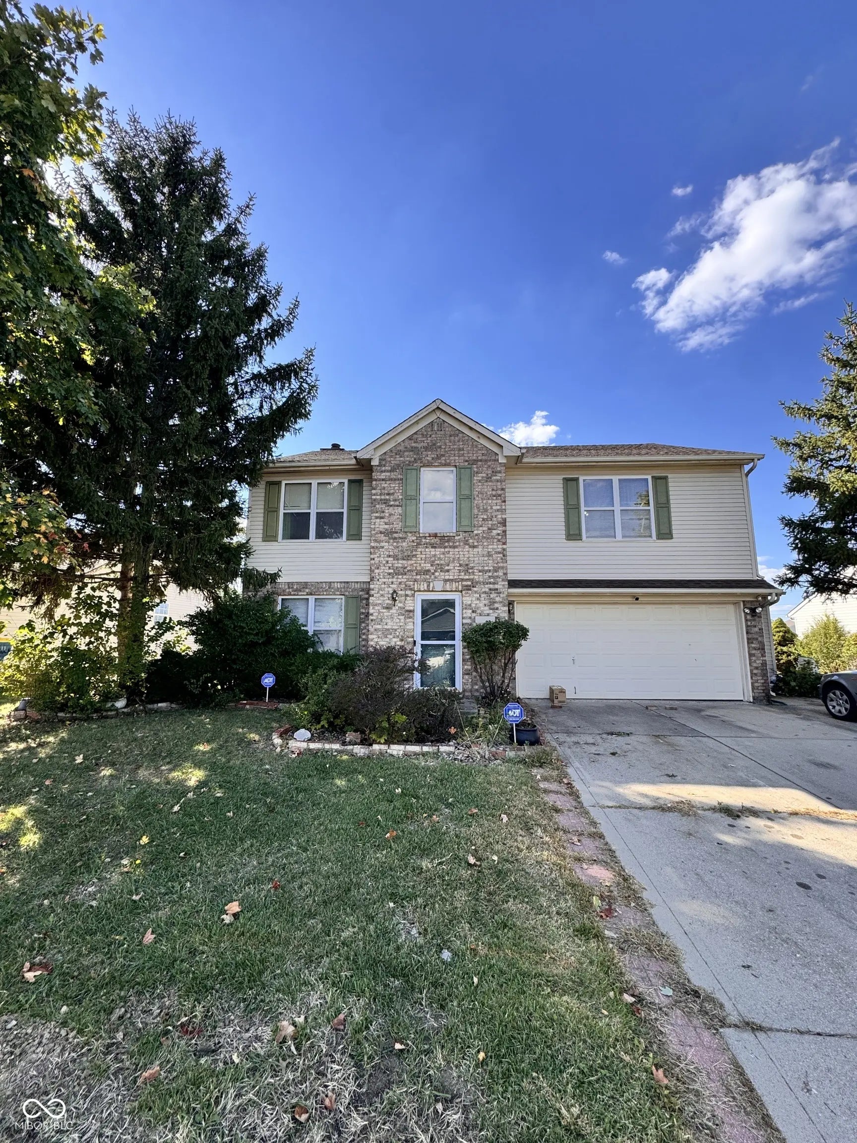 2308 Valley Creek W Lane, Indianapolis