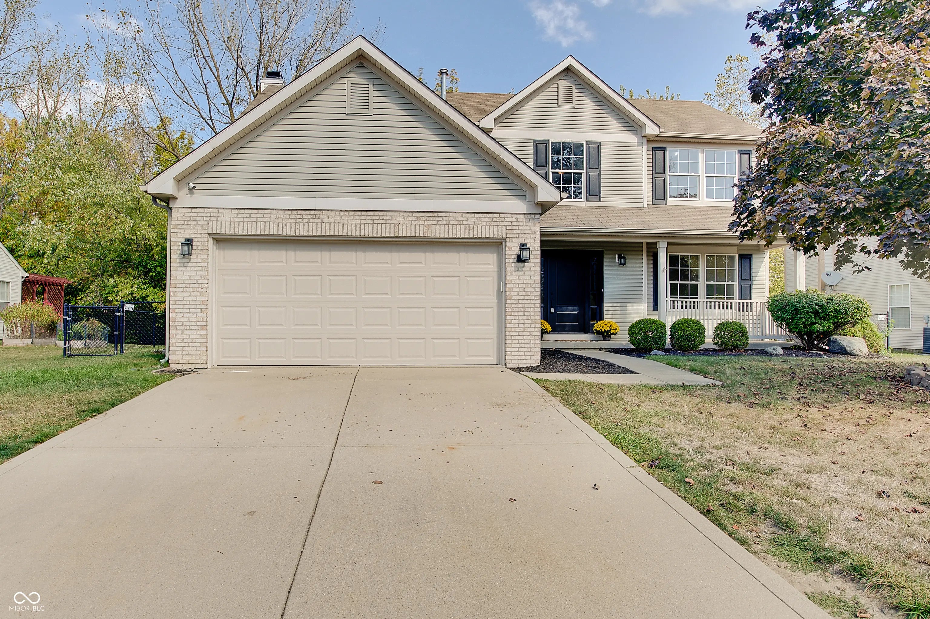 Photo of 8960 Dickinson Court Fishers, IN 46038