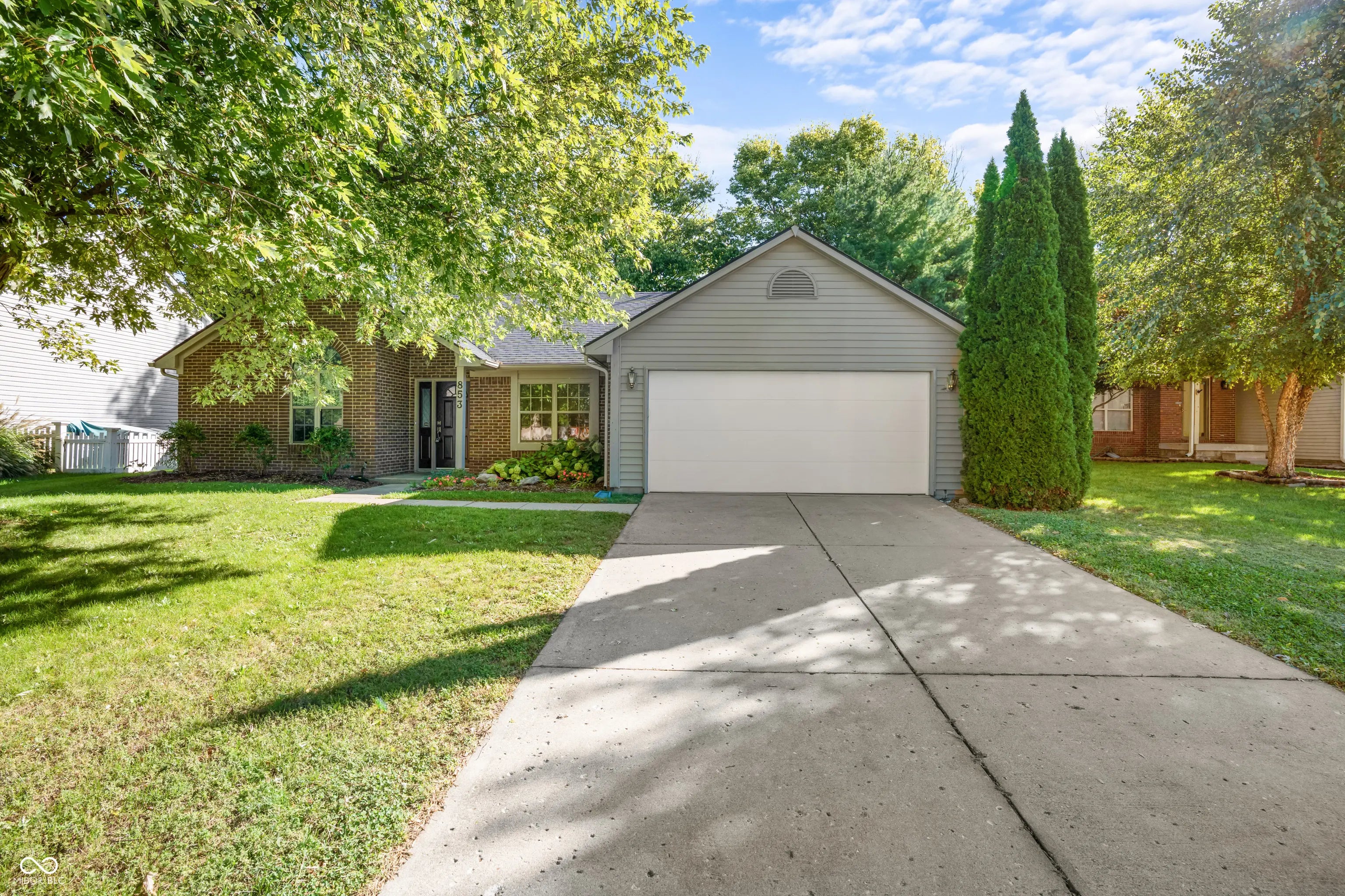 853 Grant Court, Greenwood