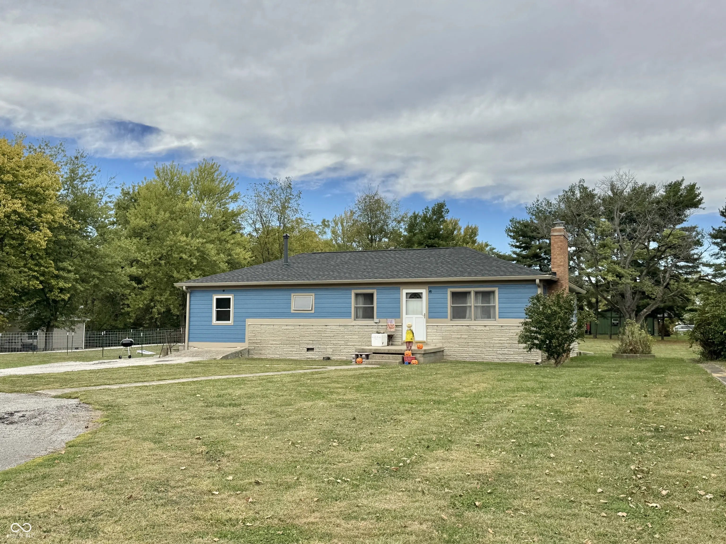 7024 W Us Highway 36 Highway W, Danville