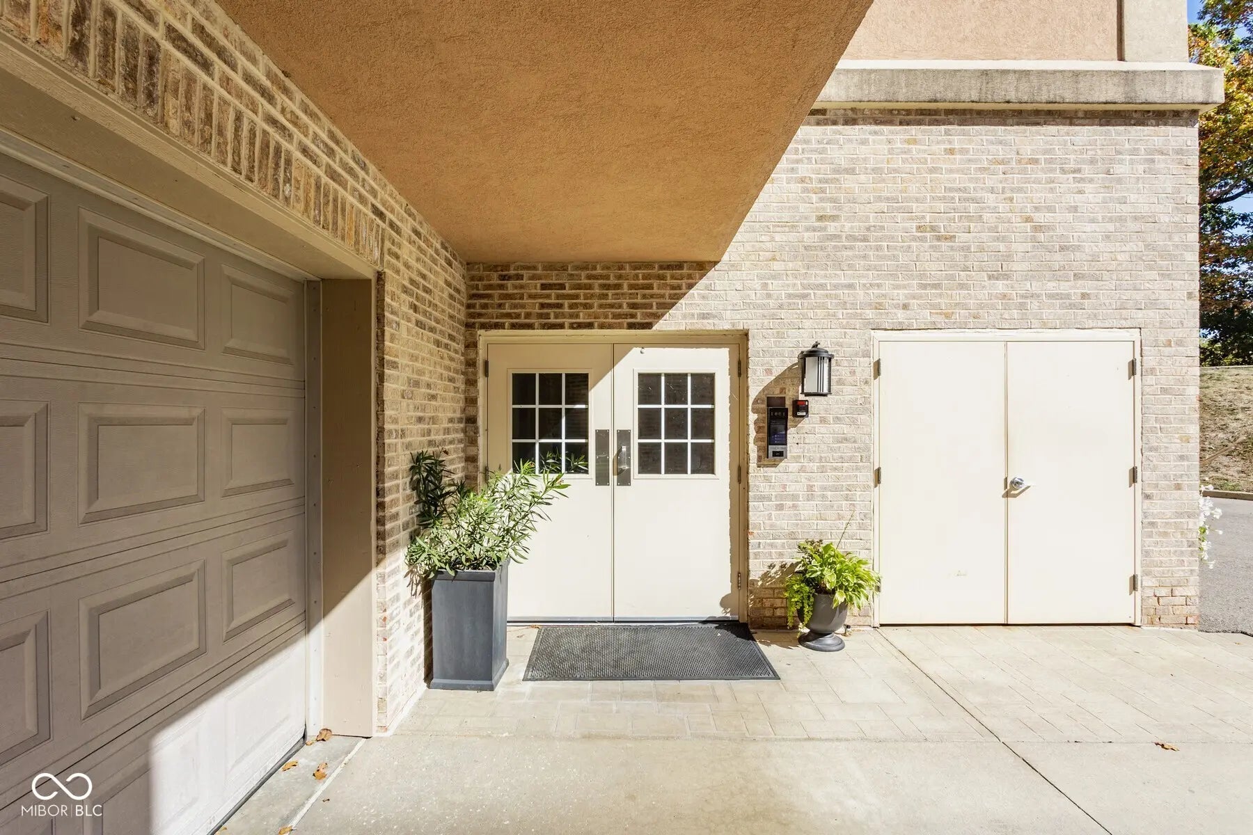 6650 Page Boulevard 402 MLS 22067613 Spirit Lake photo 3