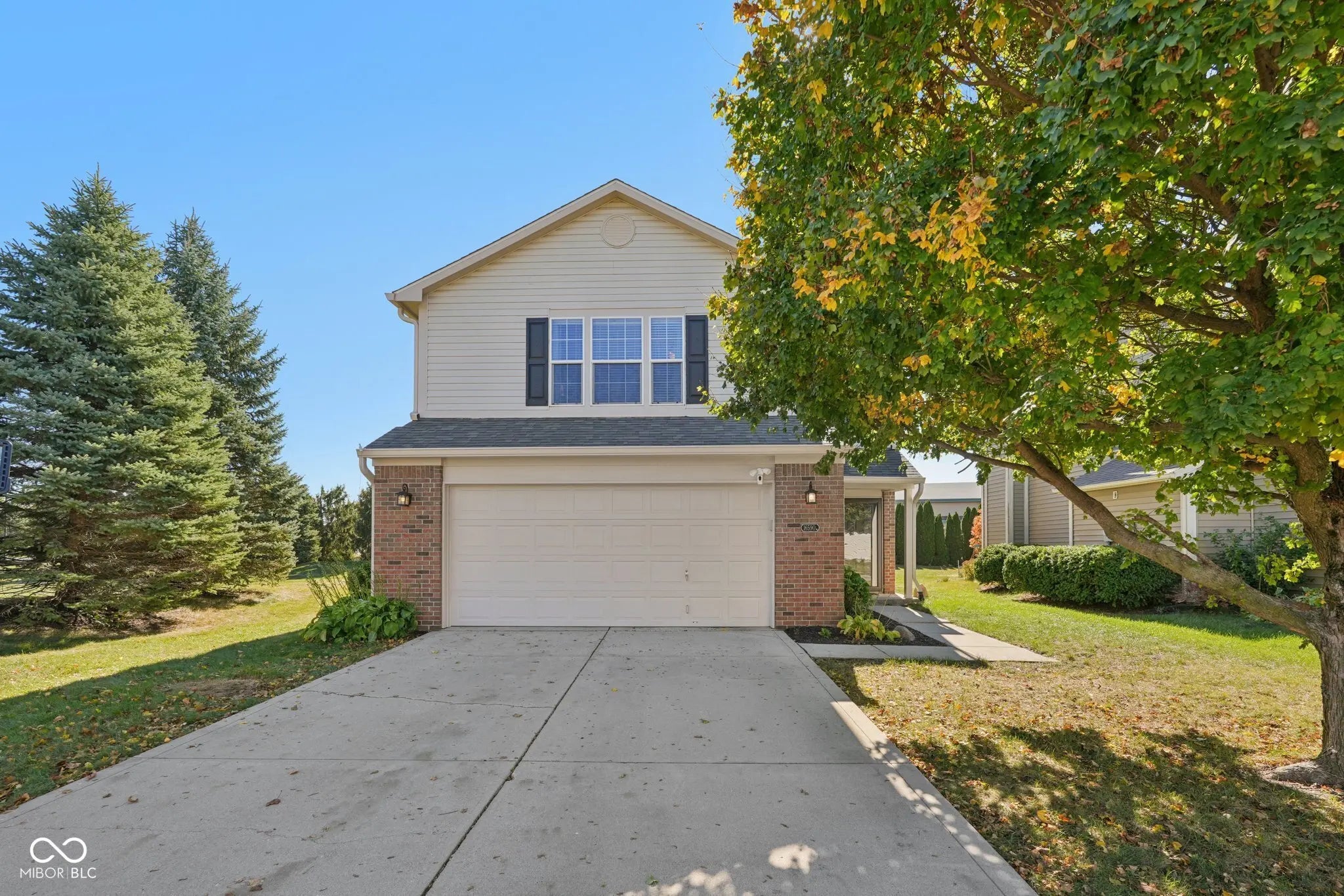 16590 Greensboro Drive, Westfield