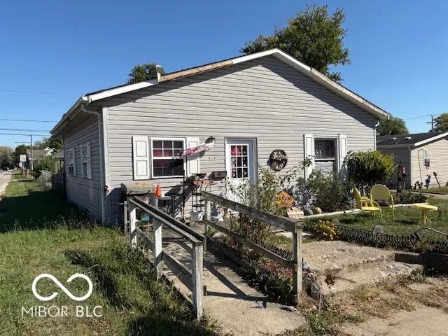 Photo of 539 N Plum Street Albany, IN 47320