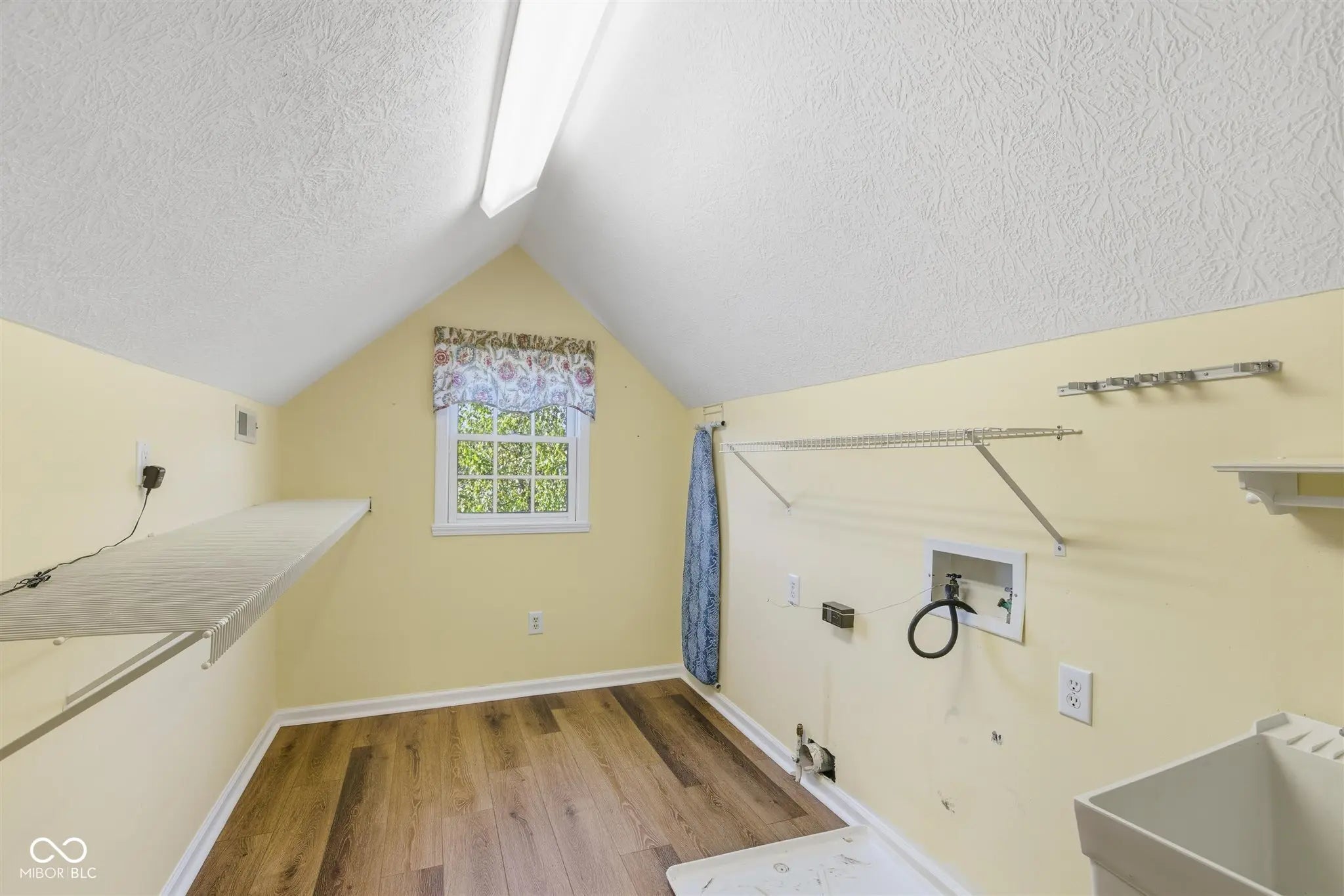 7213 Elm Ridge Drive MLS 22067765 Fox Pointe photo 14