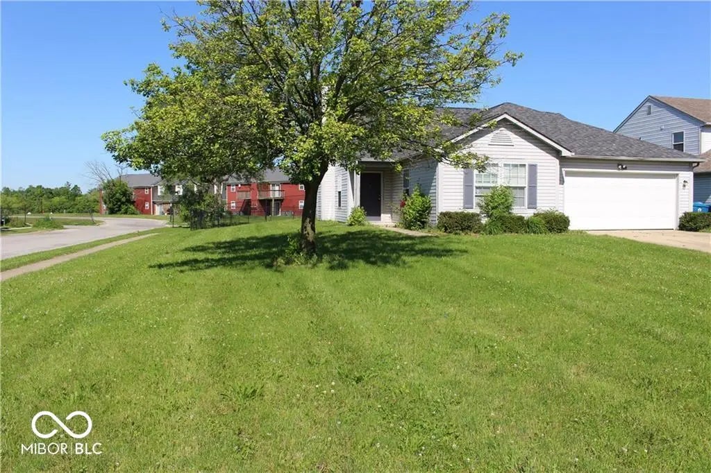 3652 Lacebark Drive, Indianapolis