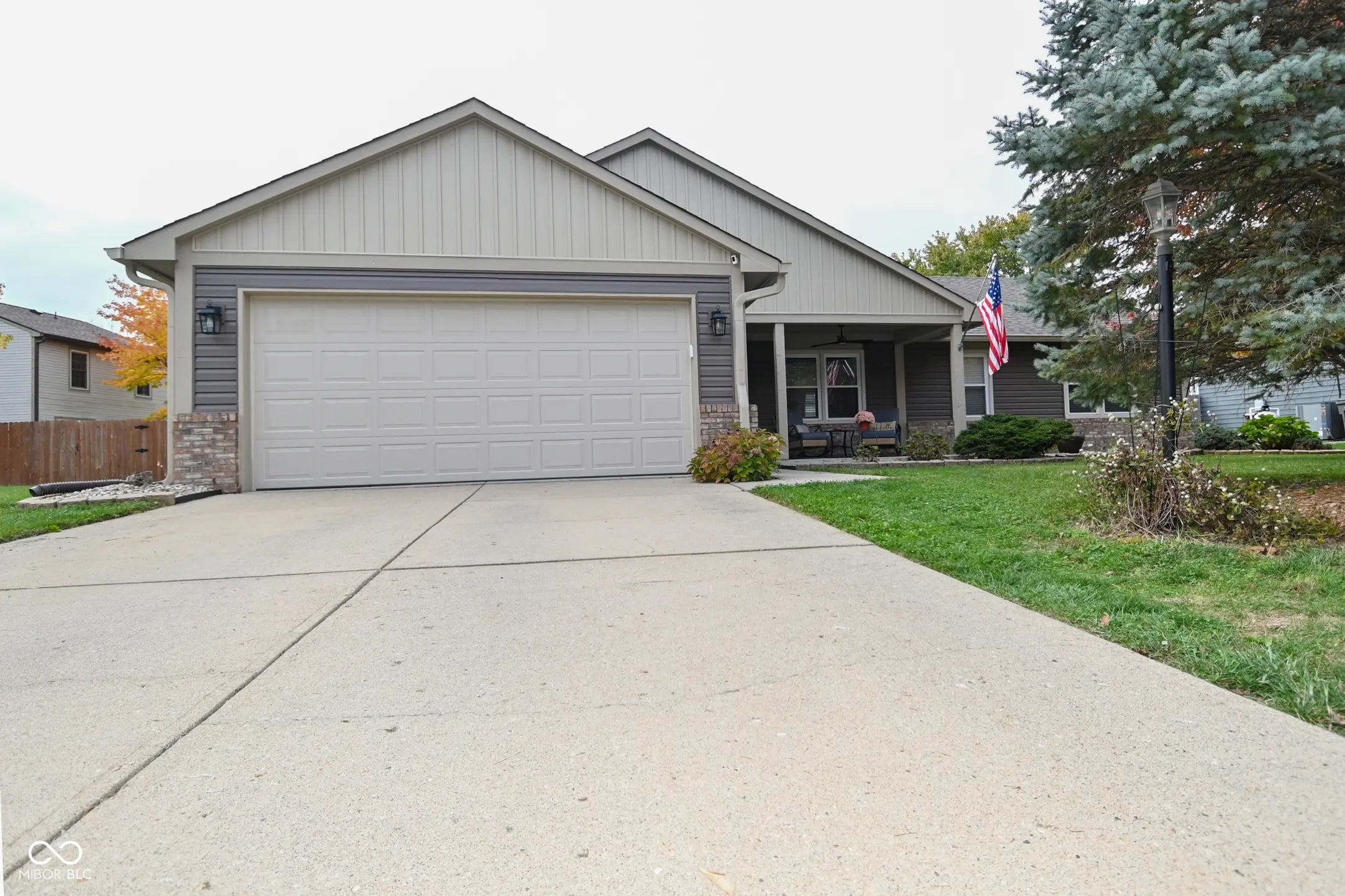Photo of 5816 Spring Oaks Way Indianapolis, IN 46237