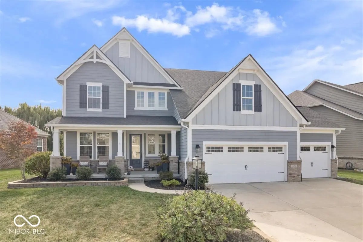 Photo of 11256 E High Grove Circle Zionsville, IN 46077