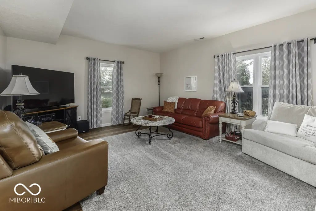 7024 Langham MLS 22067960 Princeton Lakes photo 9