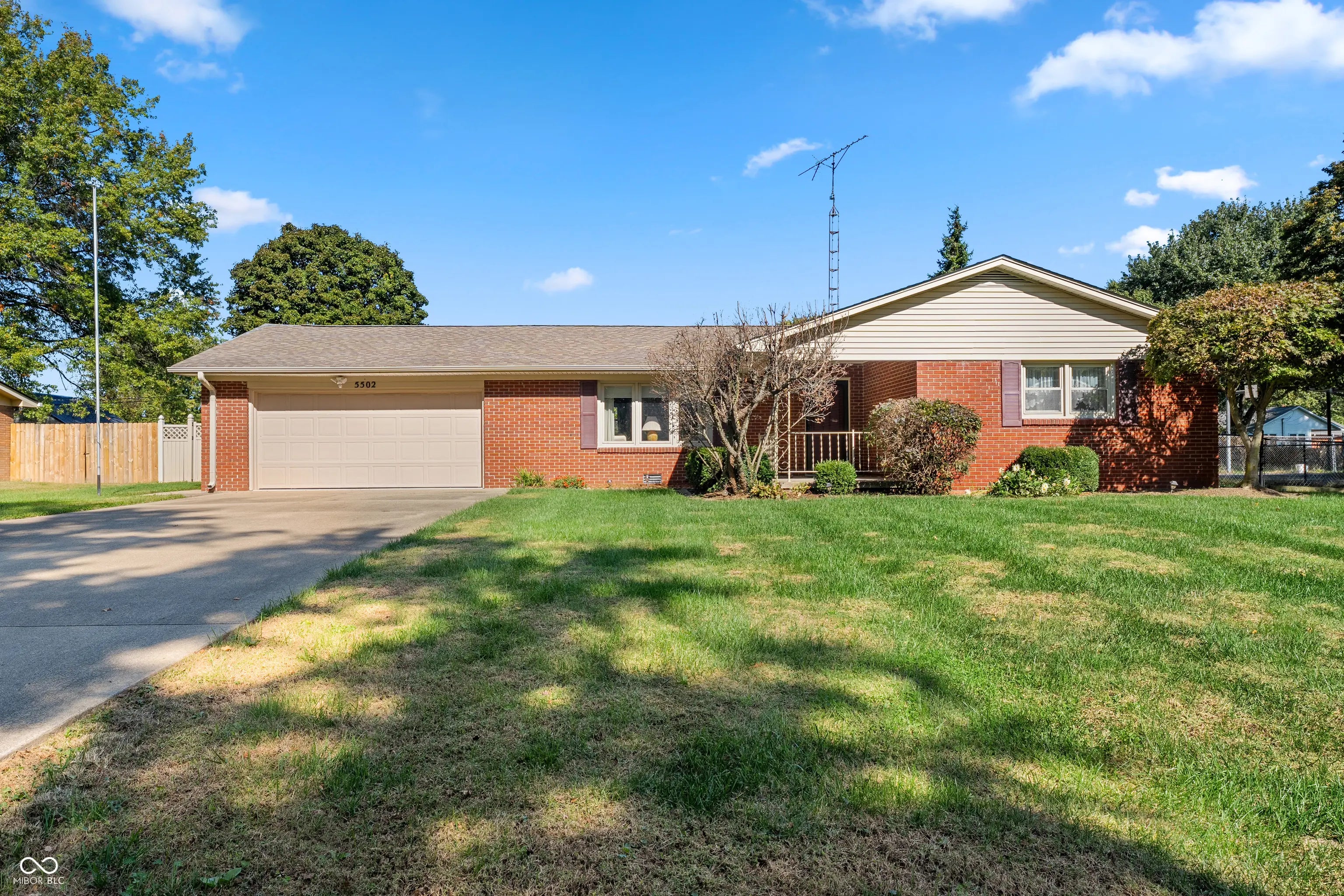 5502 E Karlsway Drive, Columbus
