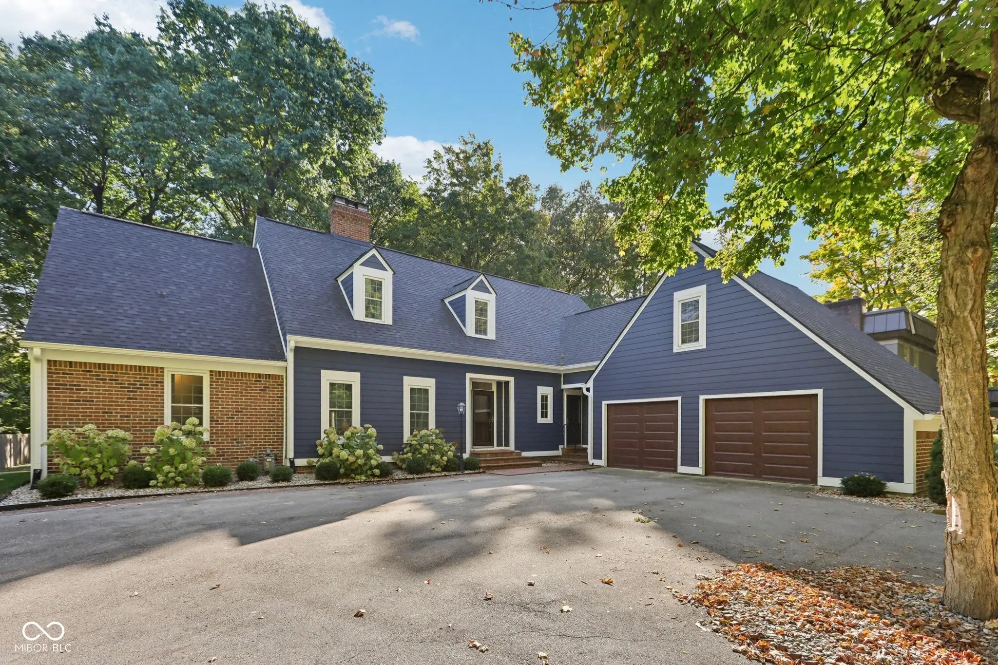 8391 N Illinois Street, Indianapolis