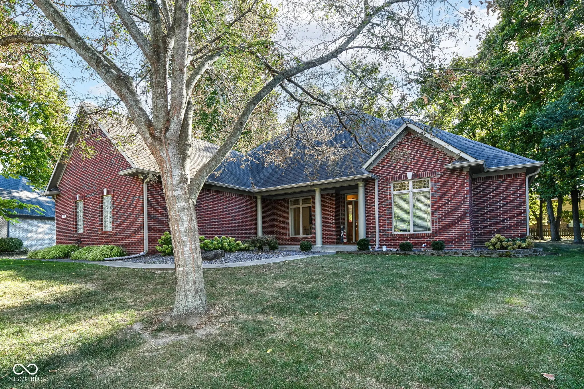 Photo of 5276 Oakbrook Drive Plainfield, IN 46168