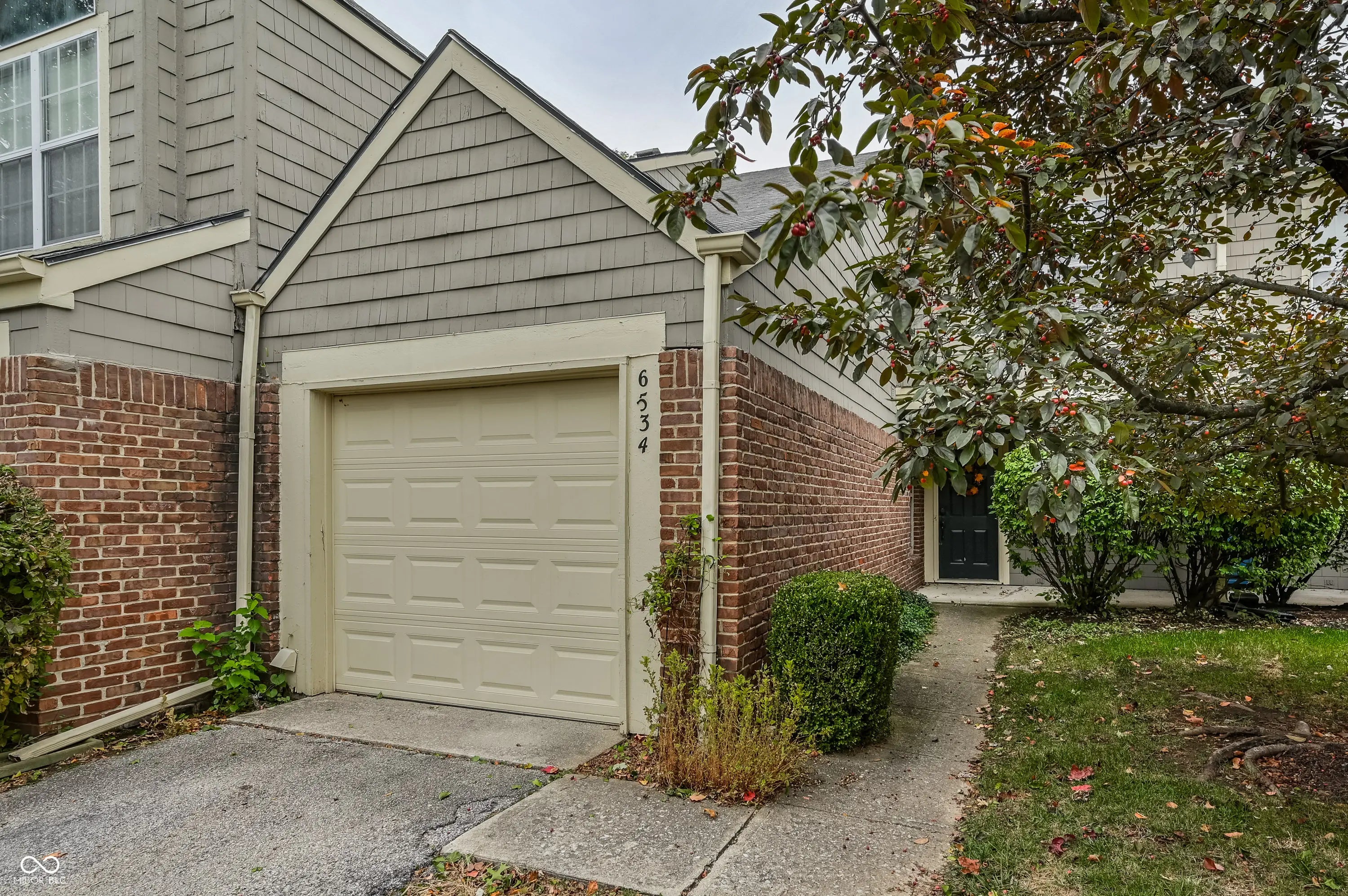 6534 Miramar Court, Indianapolis