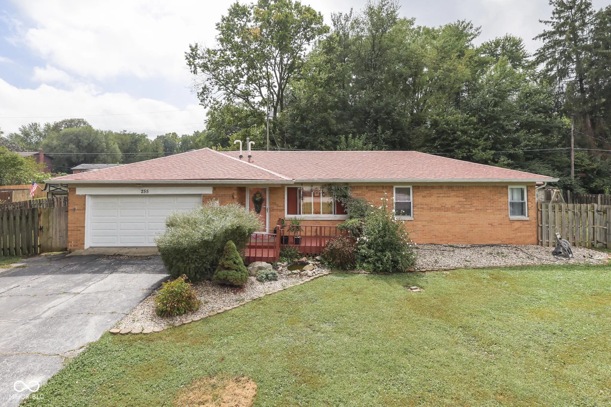 Photo of 255 E Roberts Road Indianapolis, IN 46227